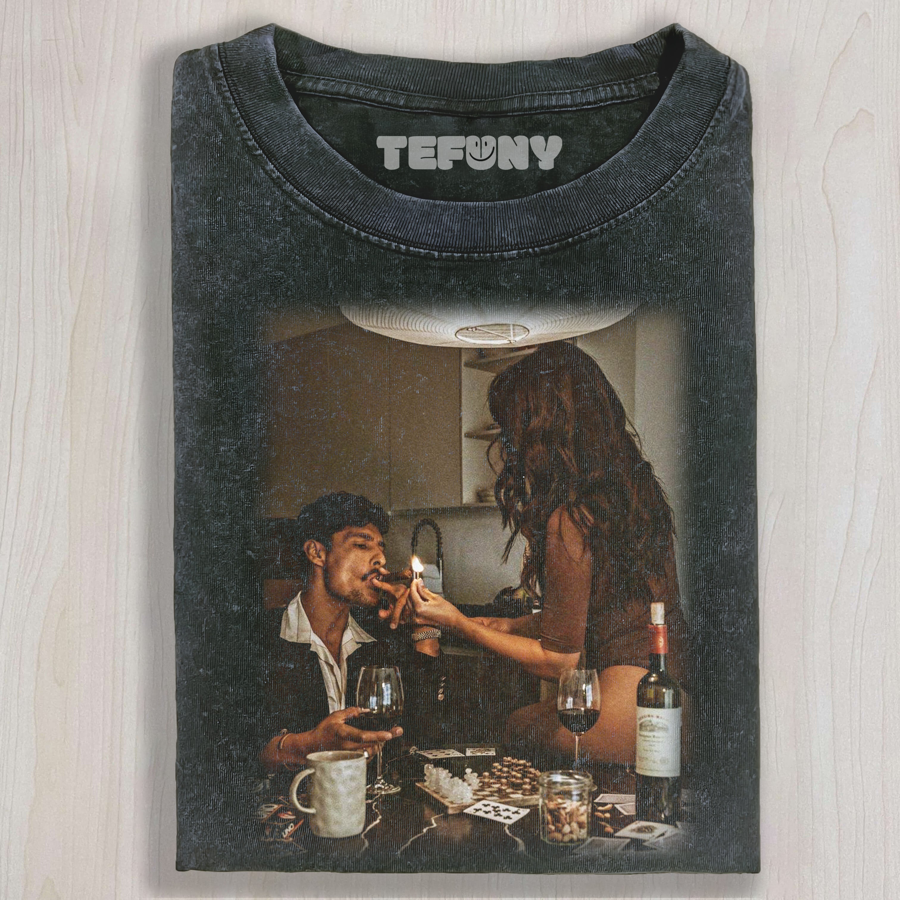 SEXY COUPLE ON A DATE T-SHIRT