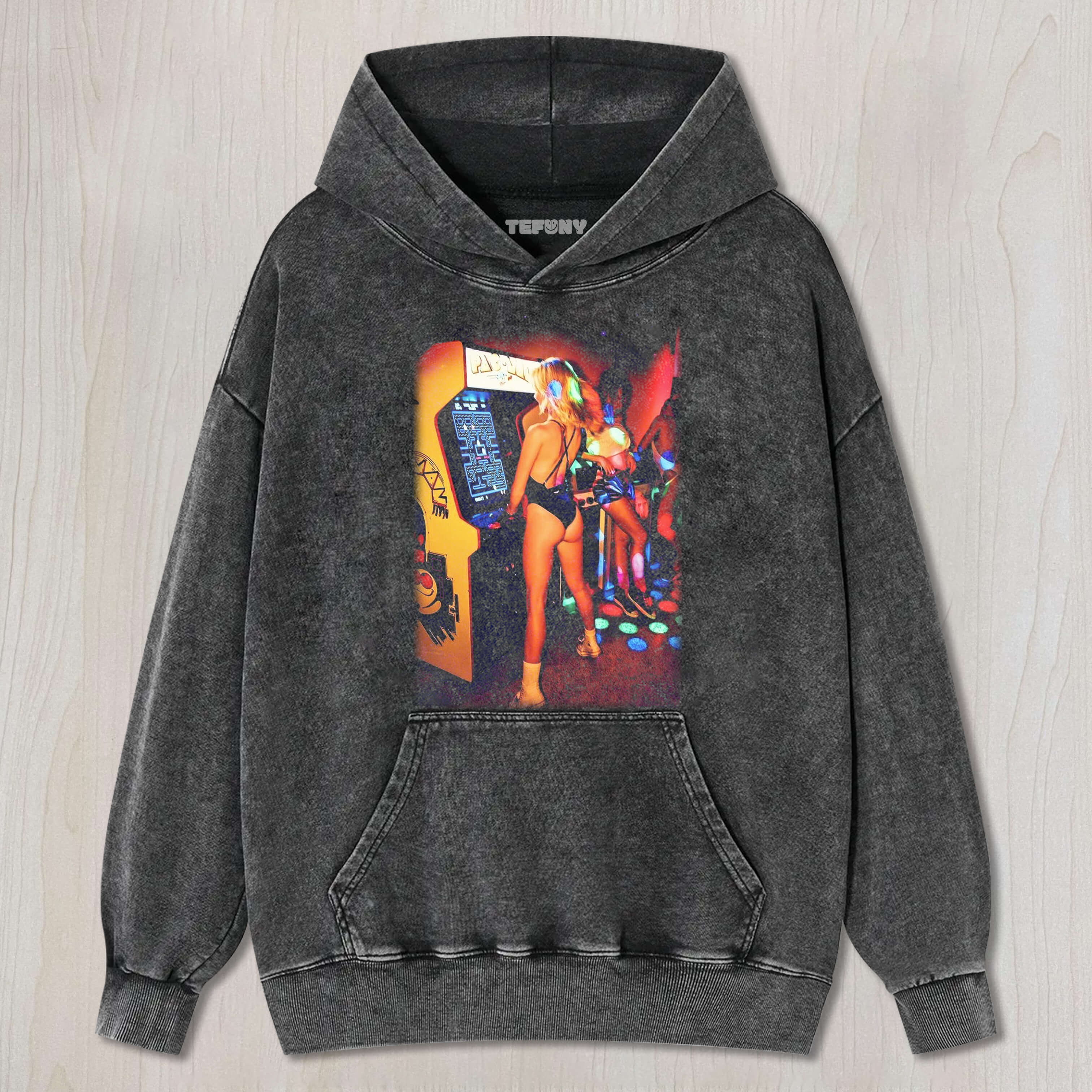 SEXY WOMEN AND GAME CONSOLES TEE & SWEAT & HOOD