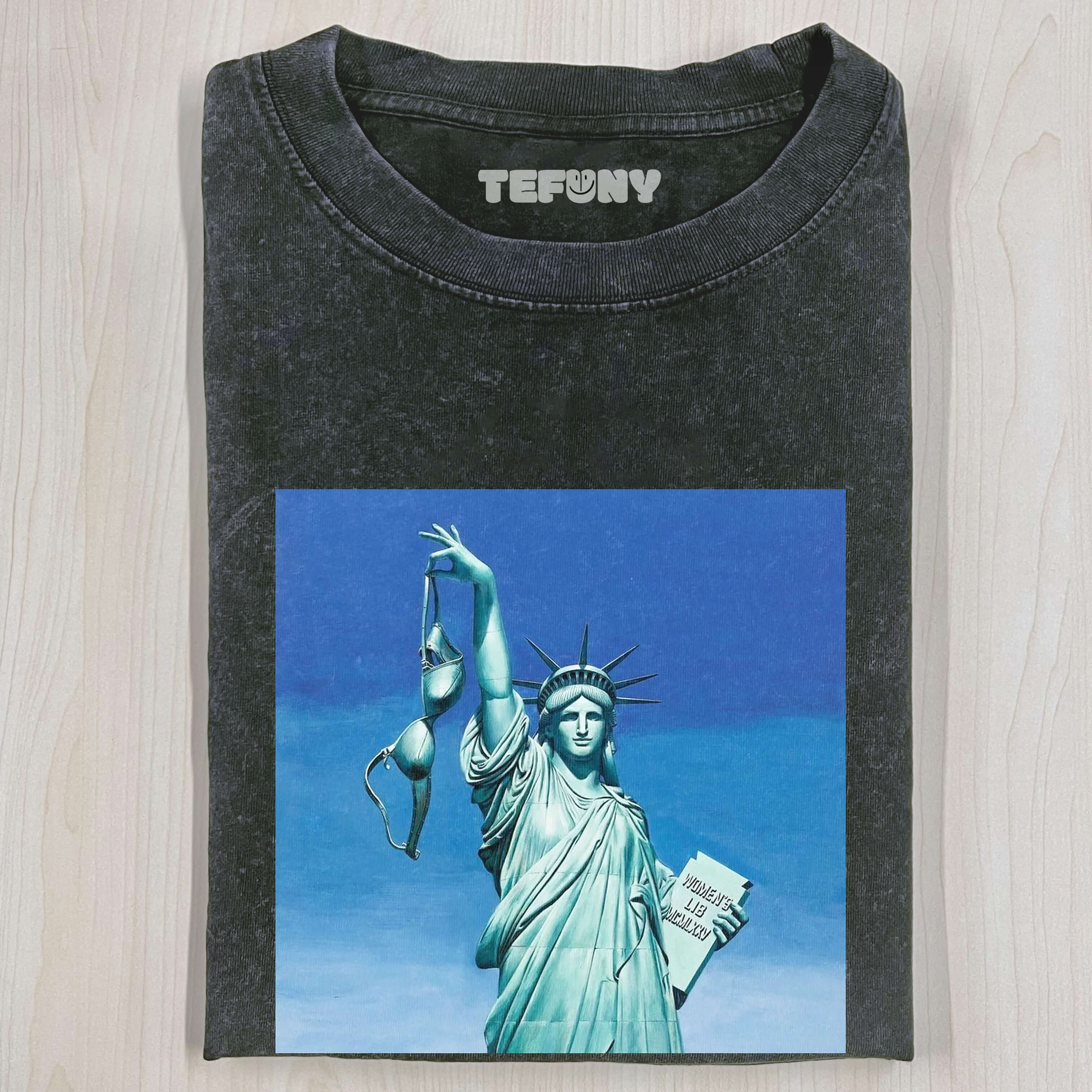 STATUE OF LIBERTY T-SHIRT