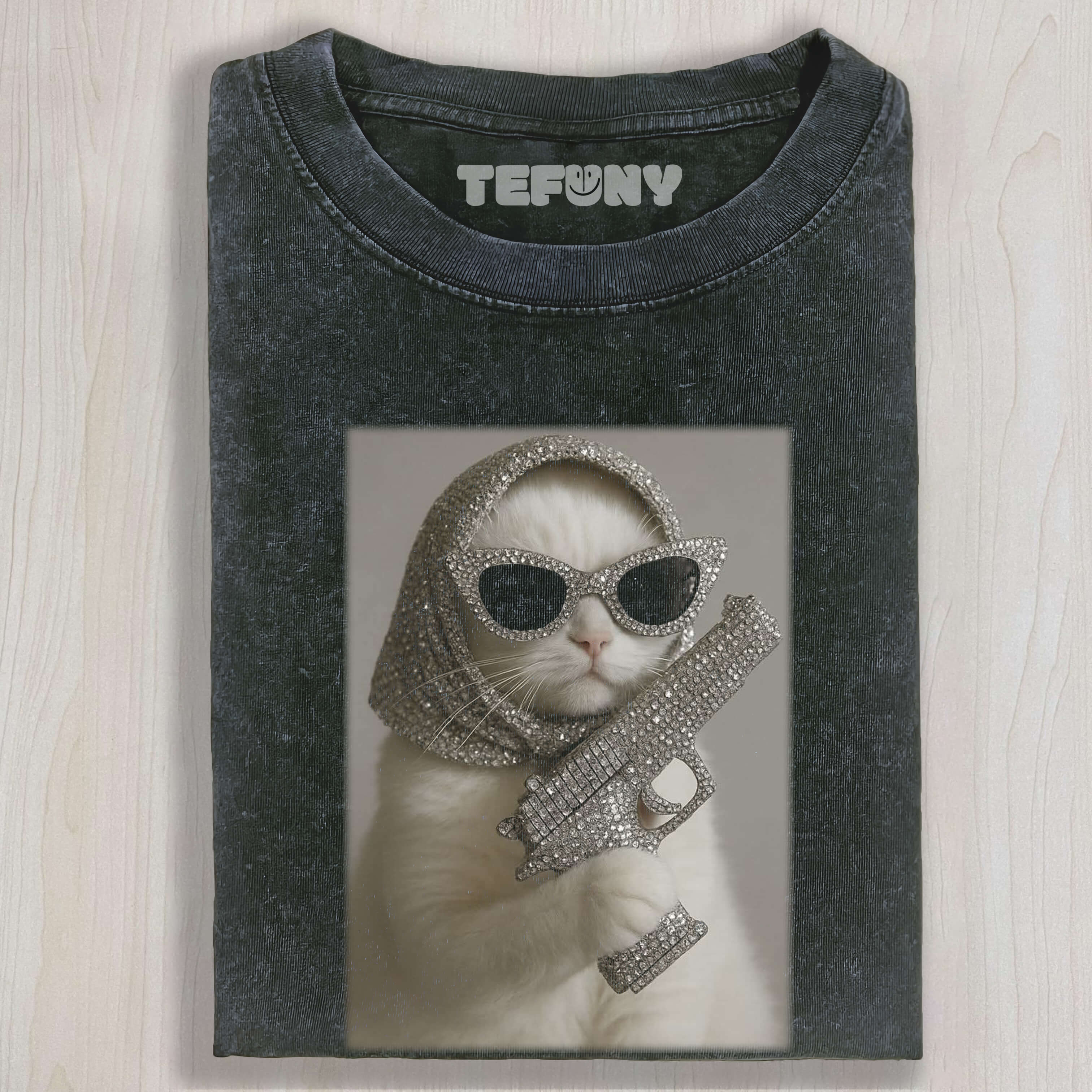 THE CAT IS HOLDING A DIAMOND GUN TEE & SWEAT & HOOD