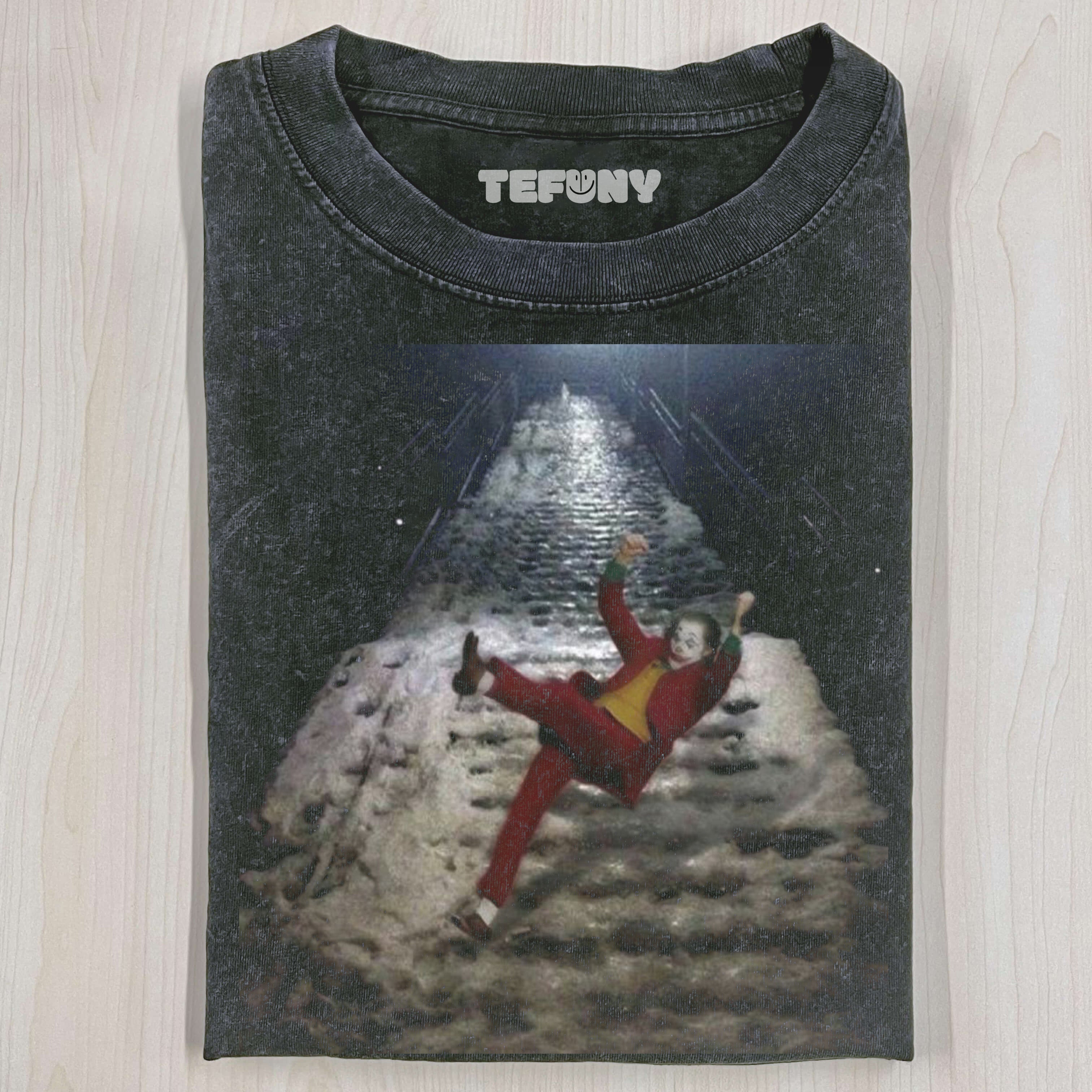 THE CLOWN ACCIDENTALLY SLIPPED T-SHIRT