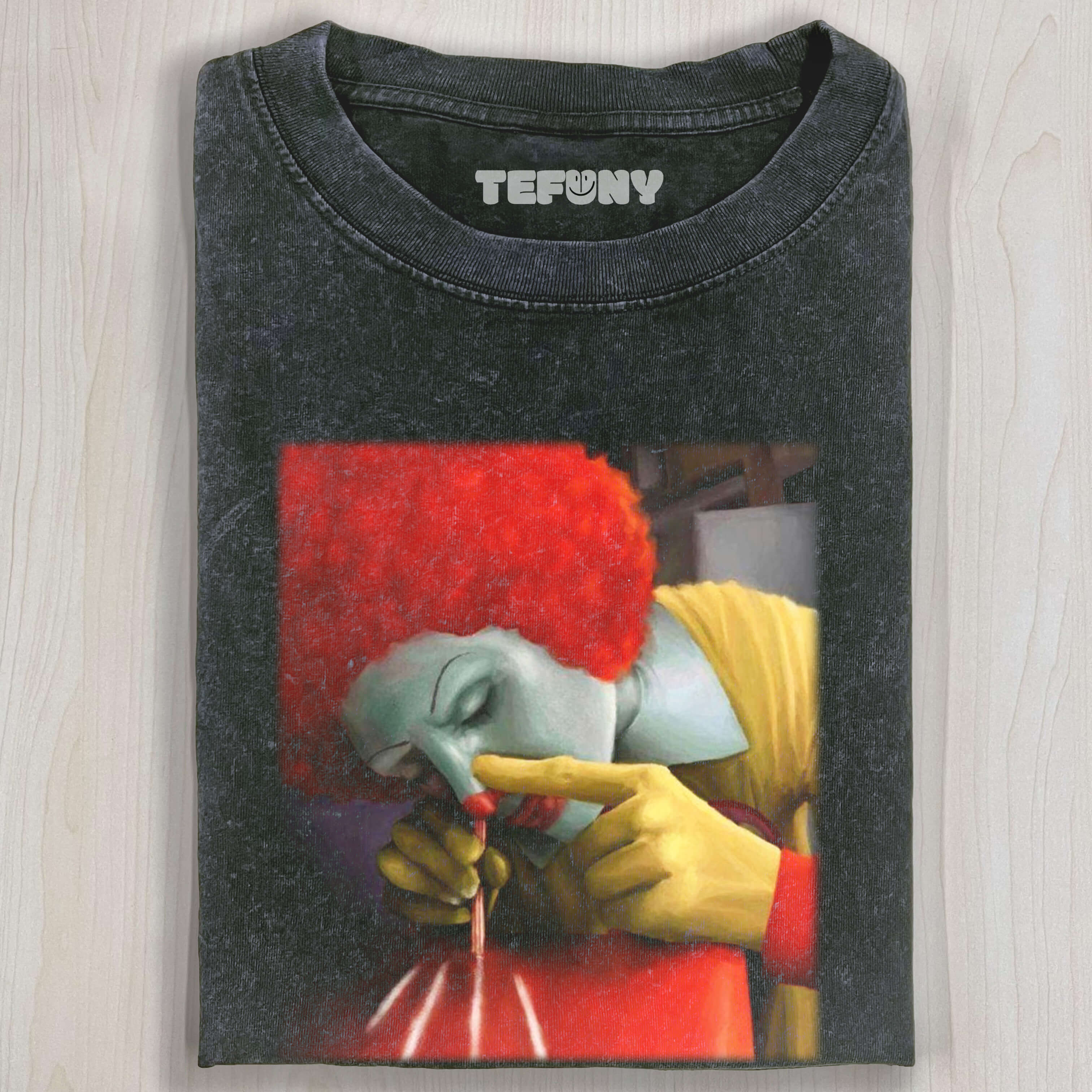 THE CLOWN IS SMOKING T-SHIRT