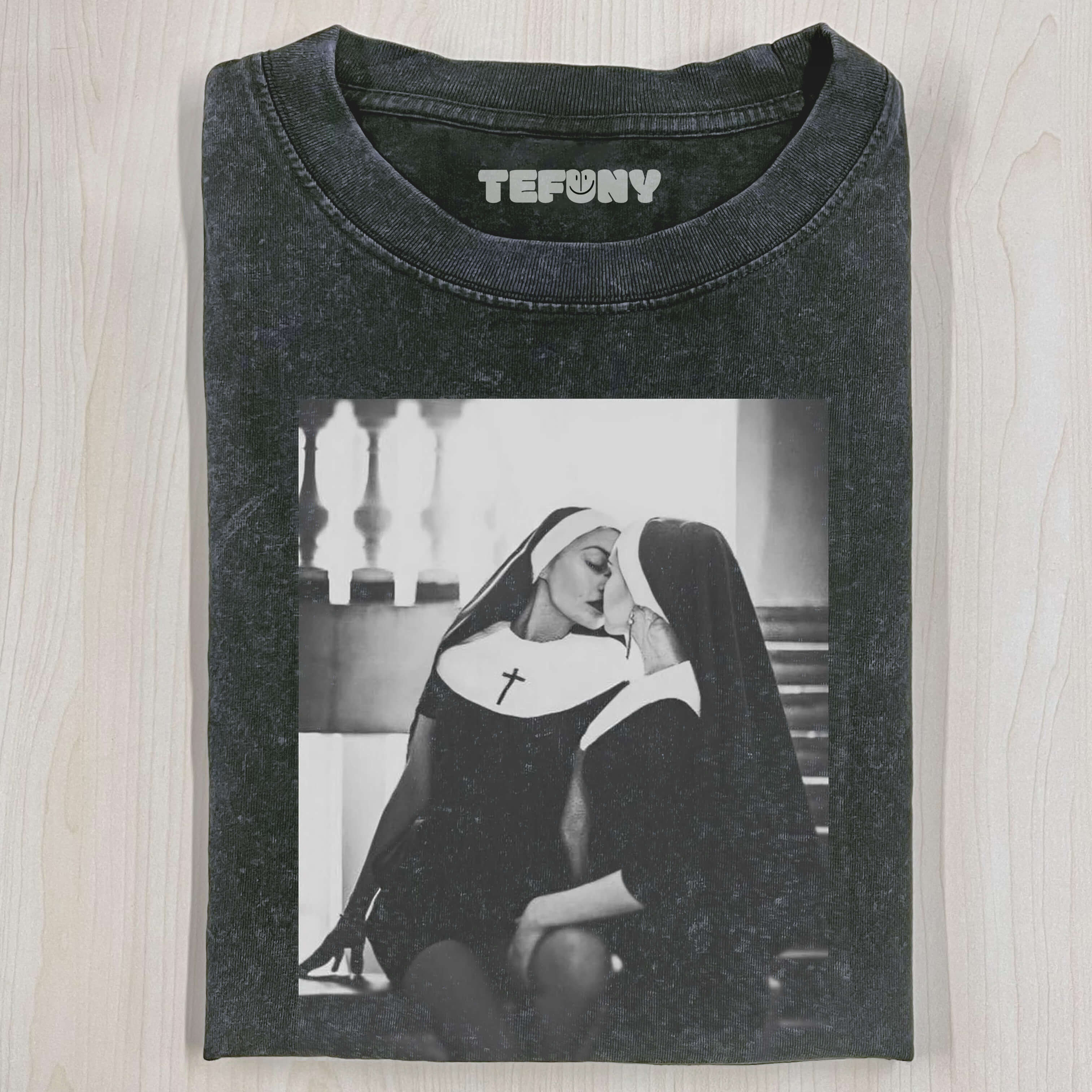 THE SINFUL NUNS KISS T-SHIRT