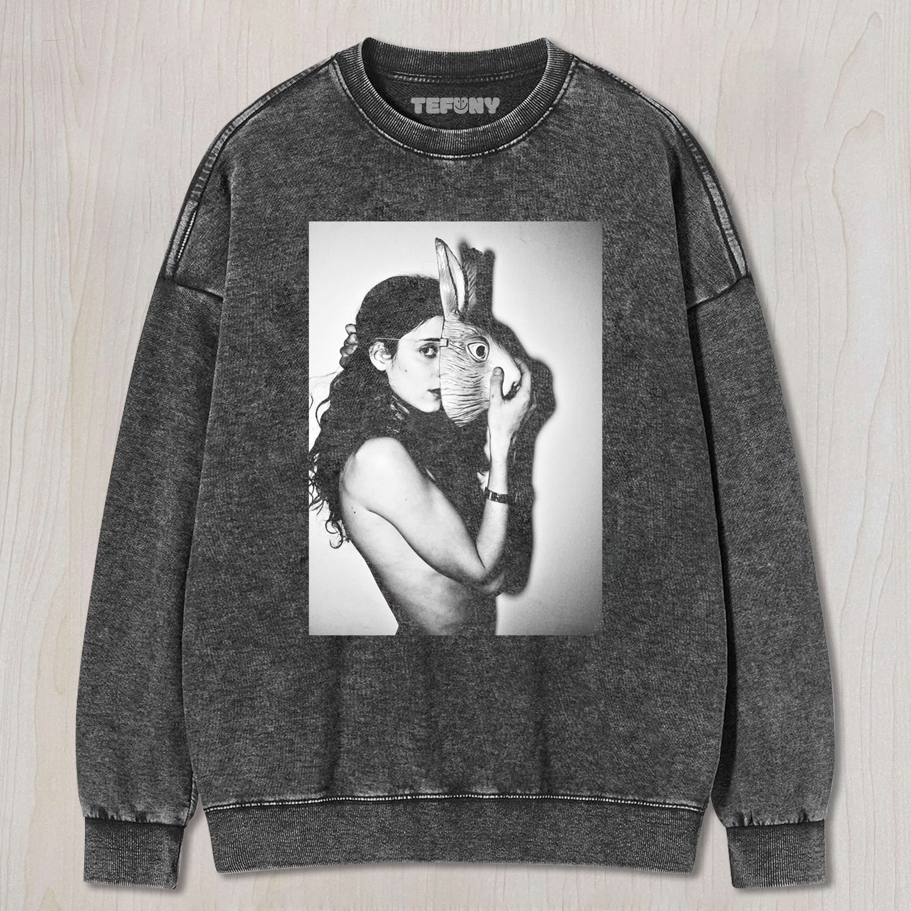 THE WOMAN WHO TOOK OFF THE RABBIT MASK T-SHIRT & LONG SLEEVES & HOODIES