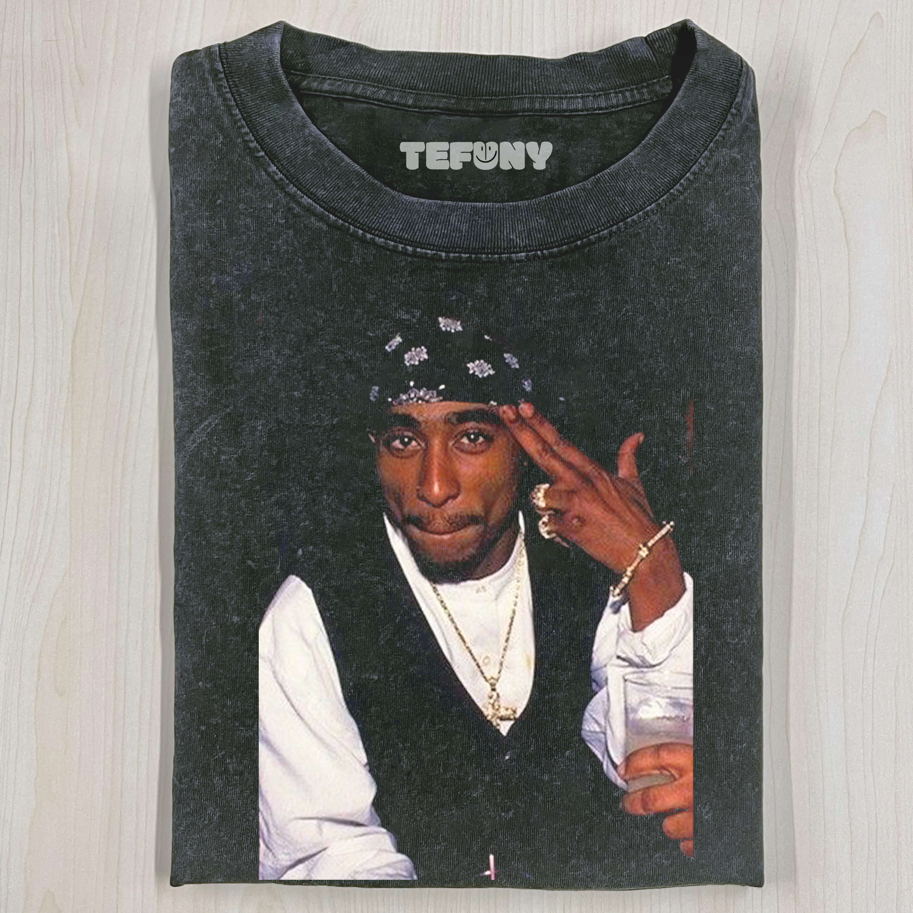 TUPAC SHAKUR POINTING HIS FINGER AT HIS HEAD T-SHIRT
