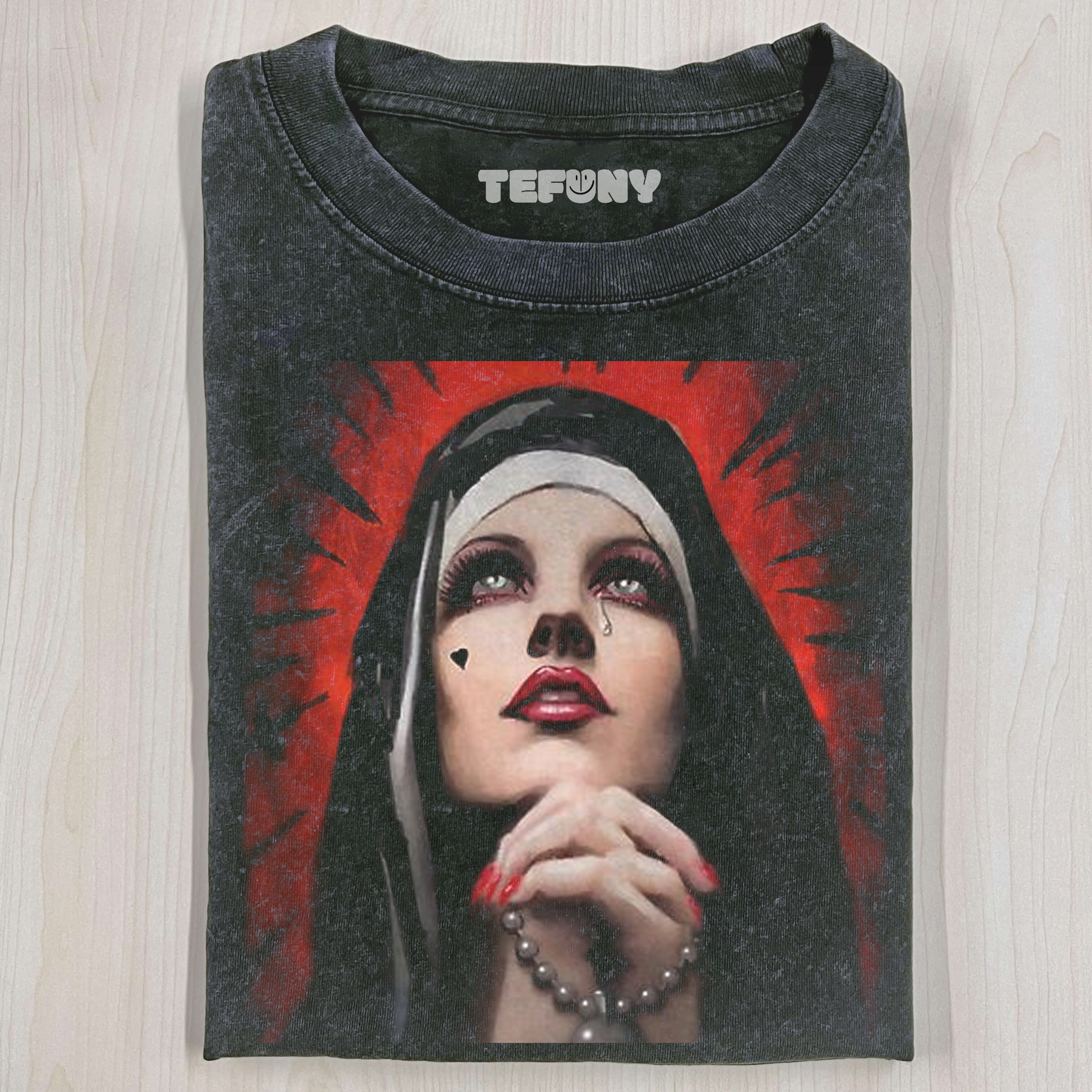 VERLASSENE BETENDE NONNE CLASSIC T-SHIRT