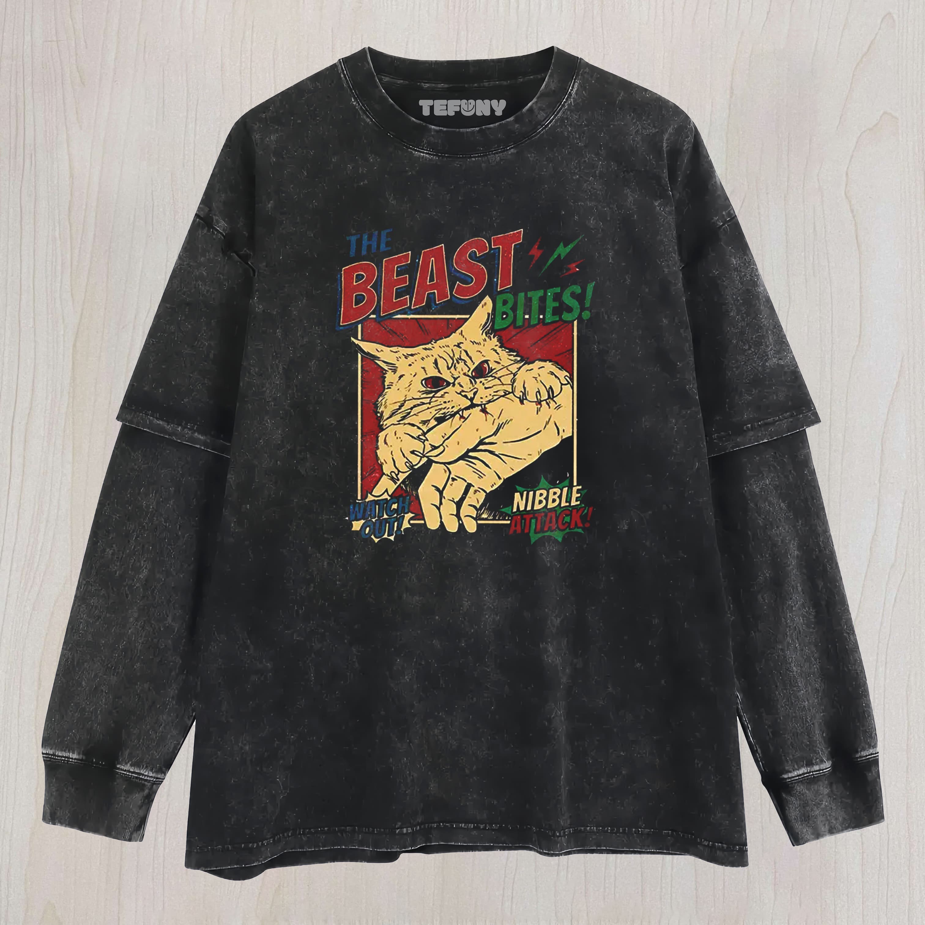 VINTAGE HORROR CAT BITE WASHED LAYERED LONG SLEEVE