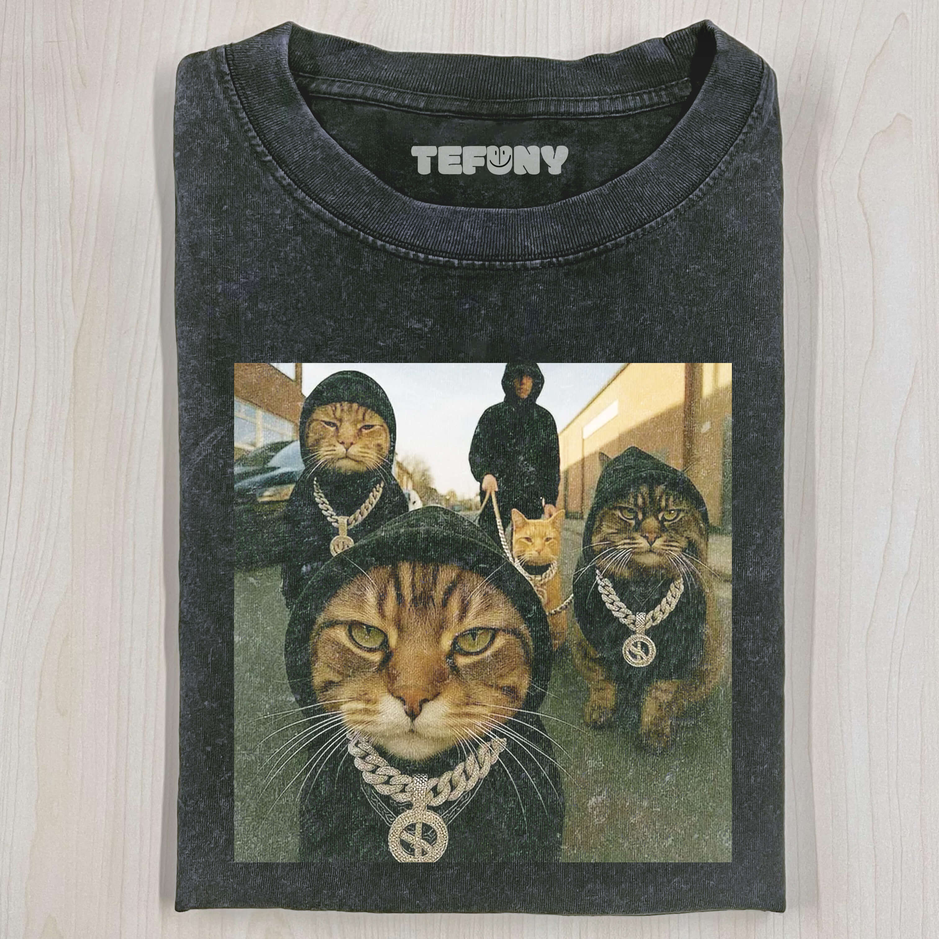 WACKY CAT T-SHIRT & LONG SLEEVES & HOODIES