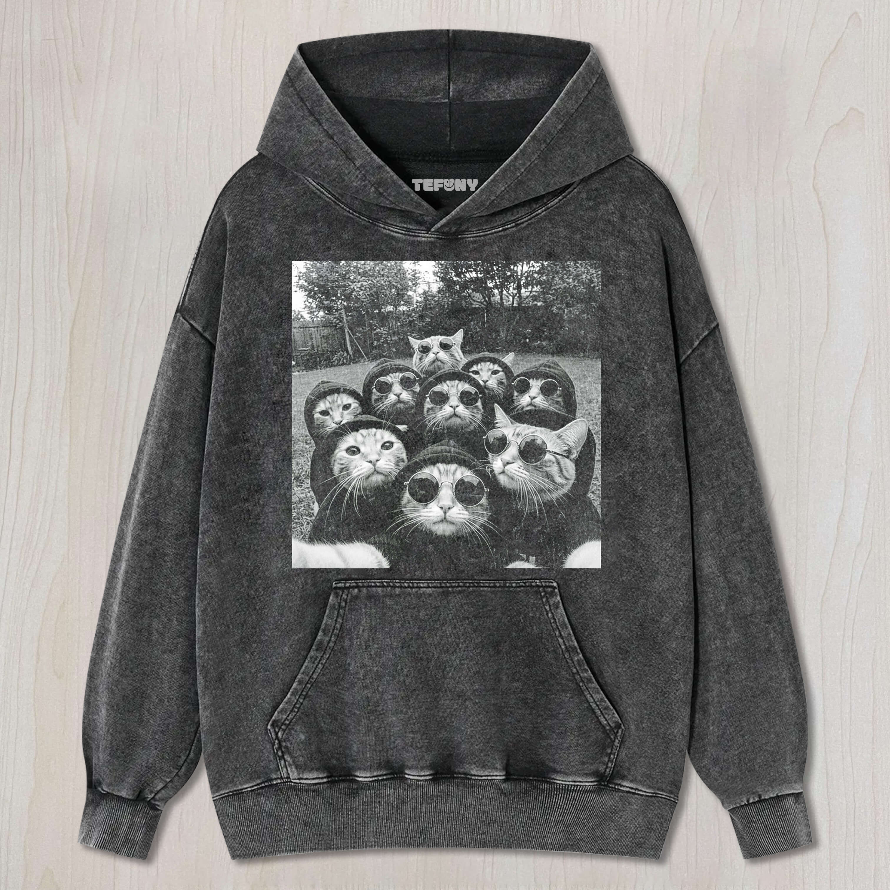 WACKY CAT T-SHIRT & LONG SLEEVES & HOODIES