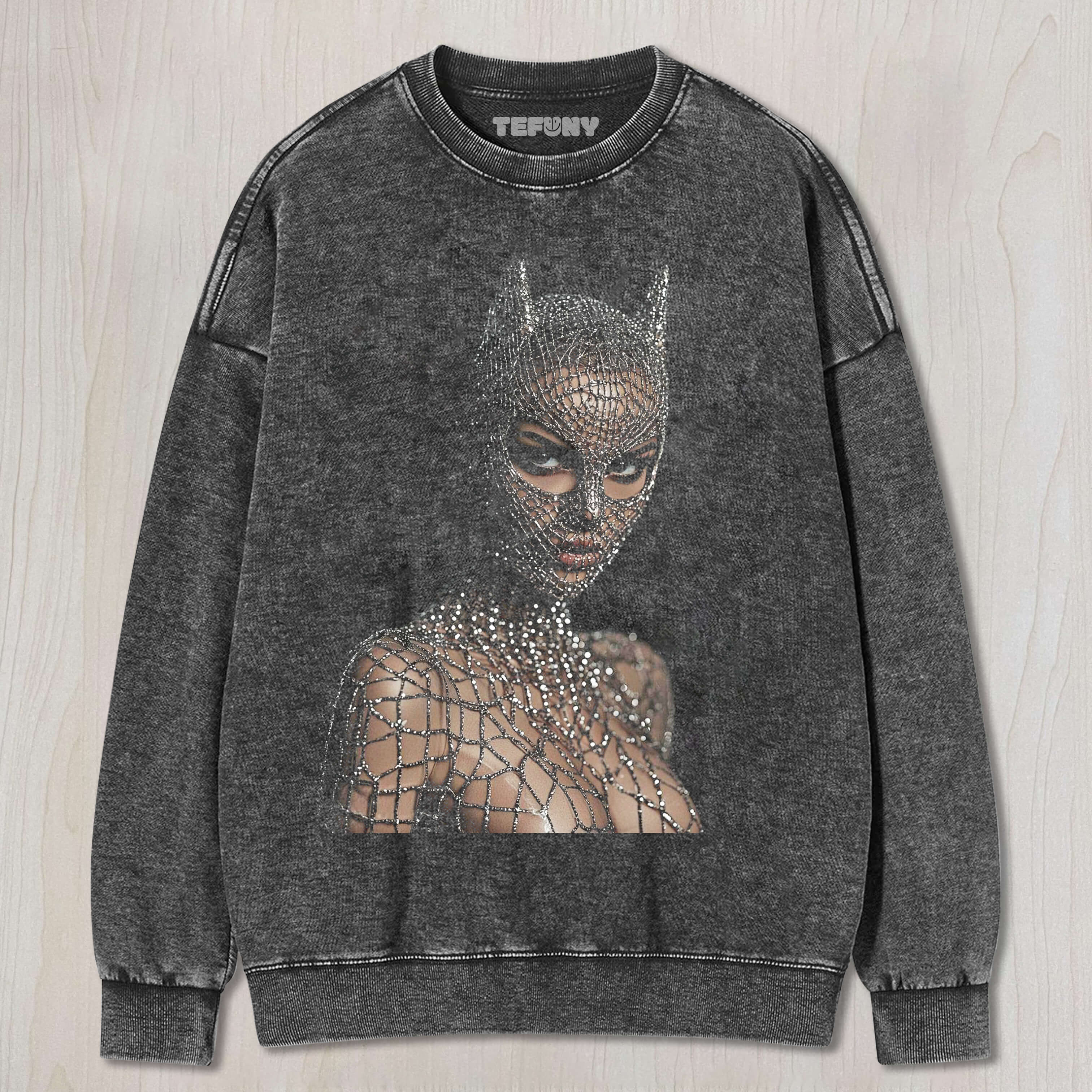 WOMAN IN DRESS T-SHIRT