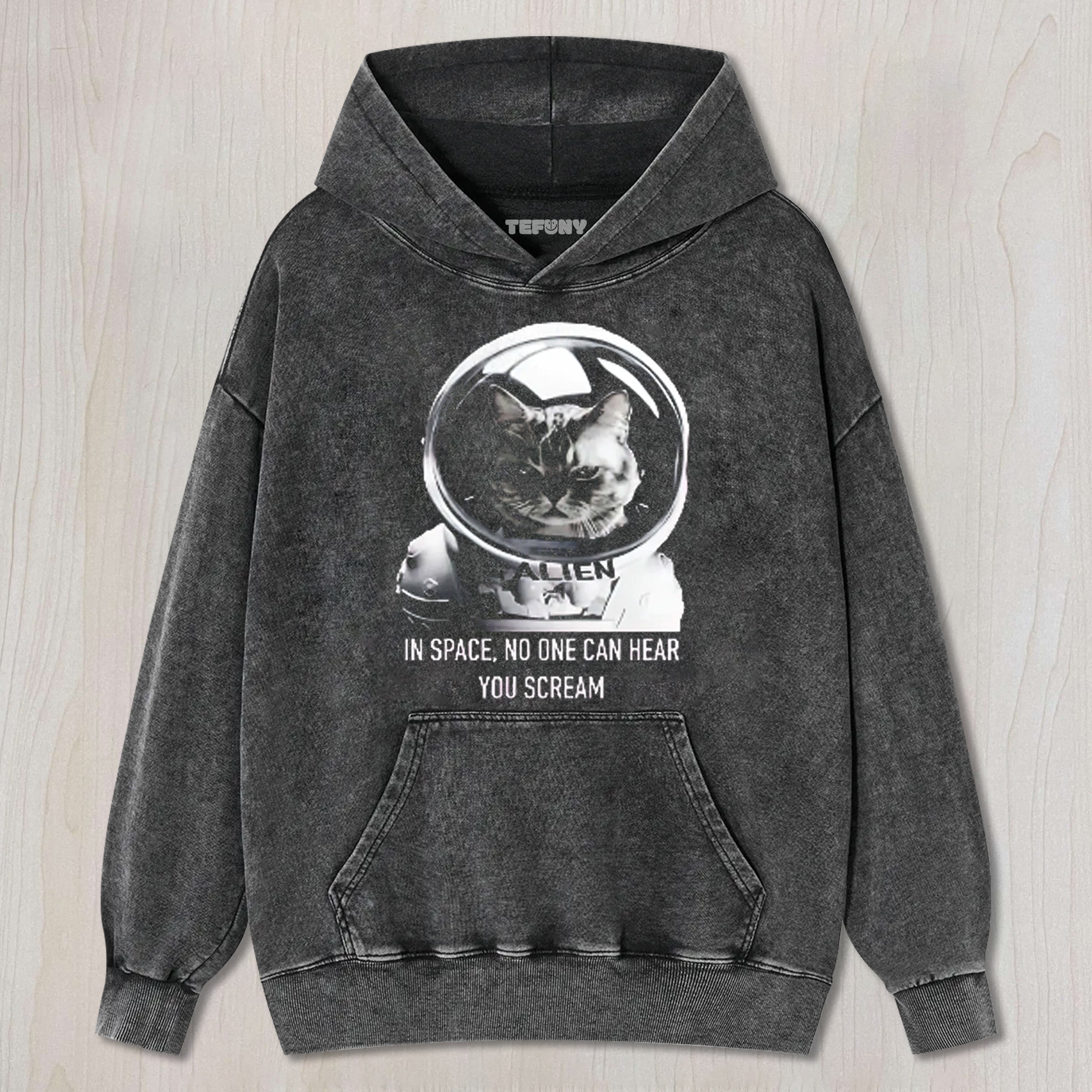IN SPACE NO ONE CAN HEAR YOU SCREAM ALIEN CAT VINTAGE WASHED TEE & SWEAT & HOOD