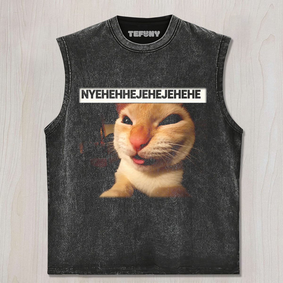 NYEHE CAT T-SHIRT