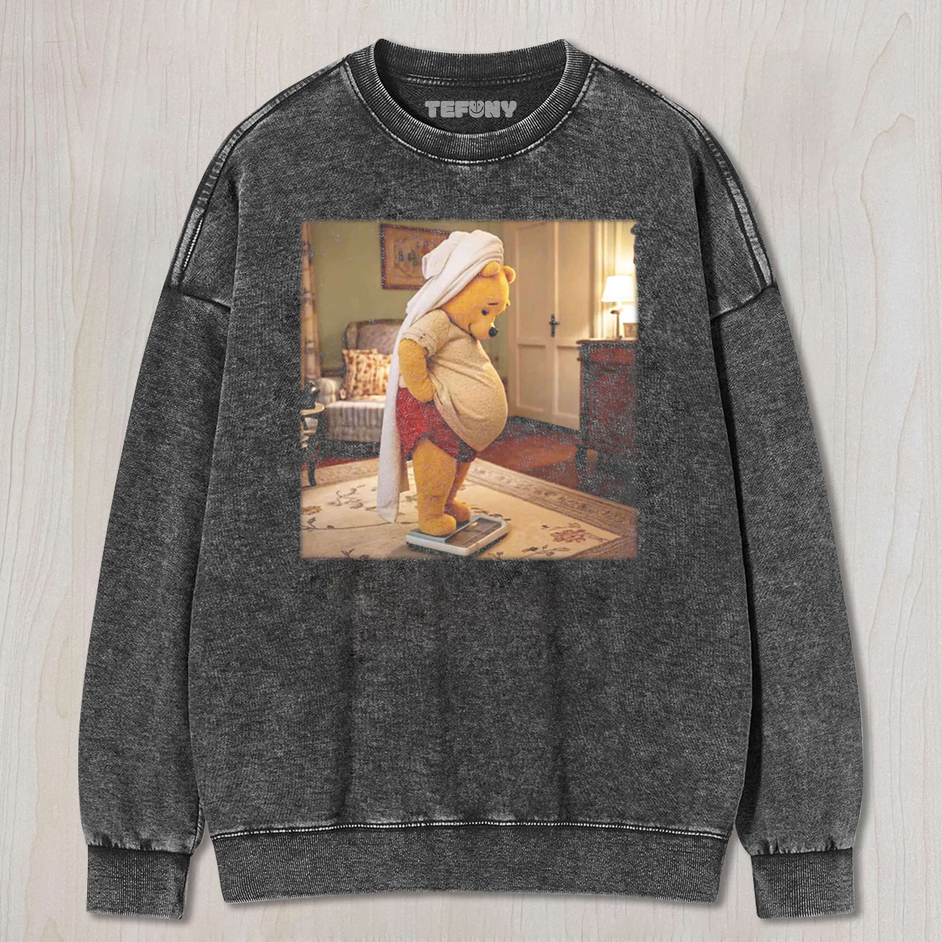 WINNIE THE POOH ON THE SCALE TEE & SWEAT & HOOD