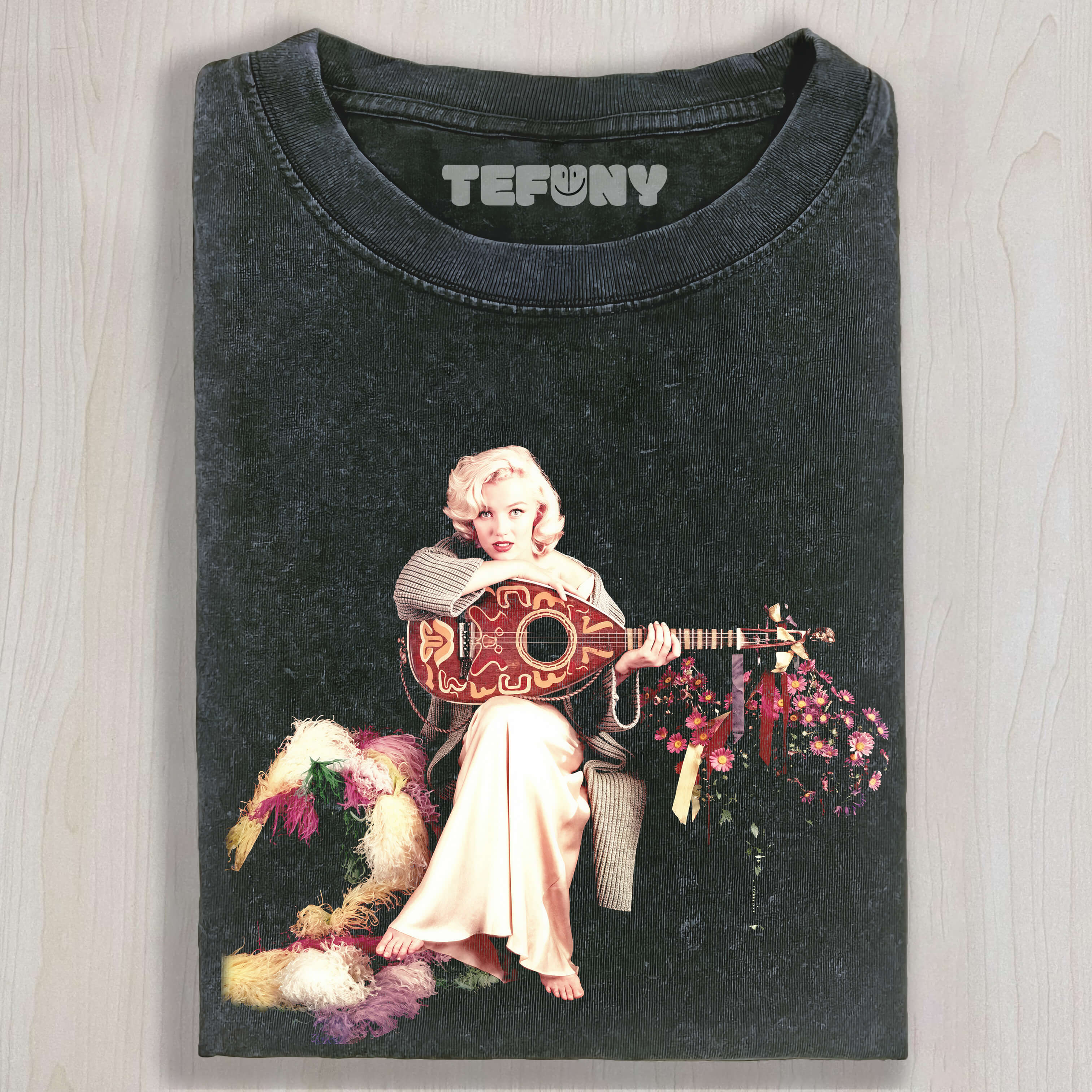 MARILYN MONROE PLAYS AN INSTRUMENT AMIDST FLOWERS T-SHIRT & LONG SLEEVES & HOODIES
