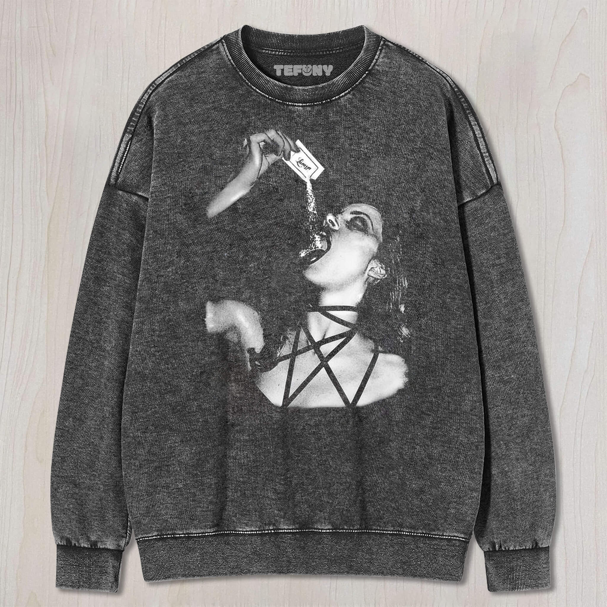 EAT COCAINE T-SHIRT - PIN UP GET HIGH GIRL KOK -BW VINTAGE