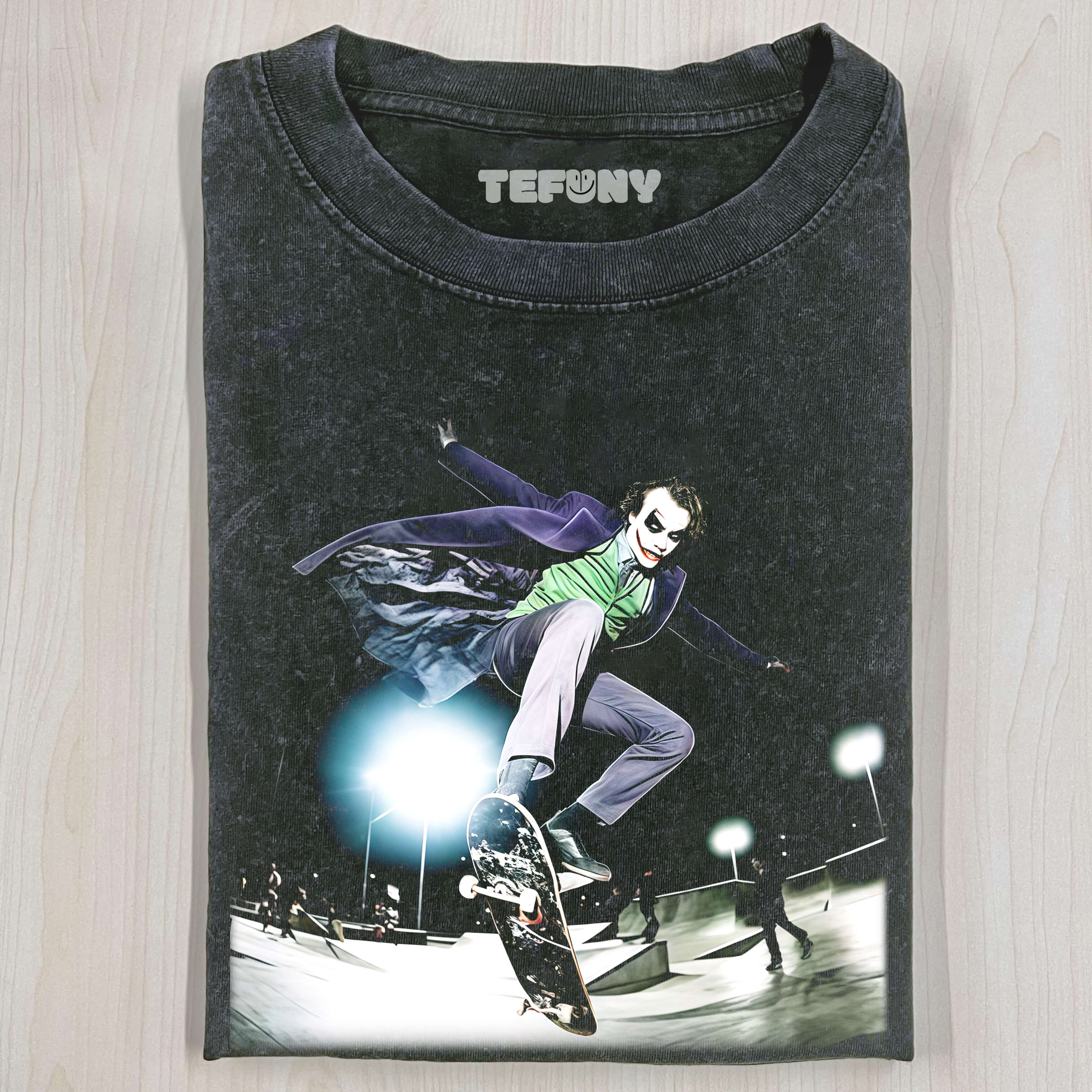 JOKER ON SKATEBOARD T-SHIRT