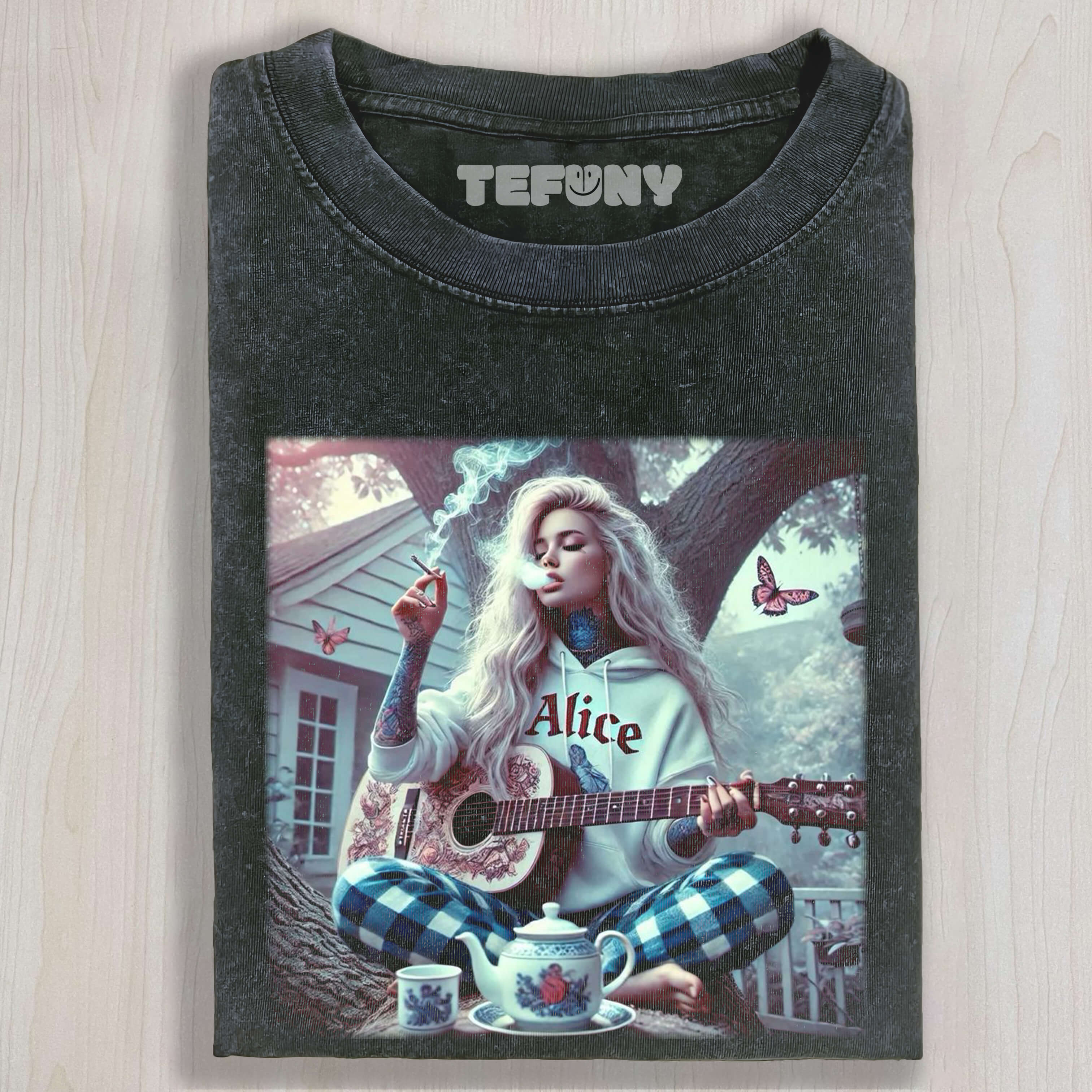 ALICE IS SMOKING UNDER THE TREE TEE & SWEAT & HOOD