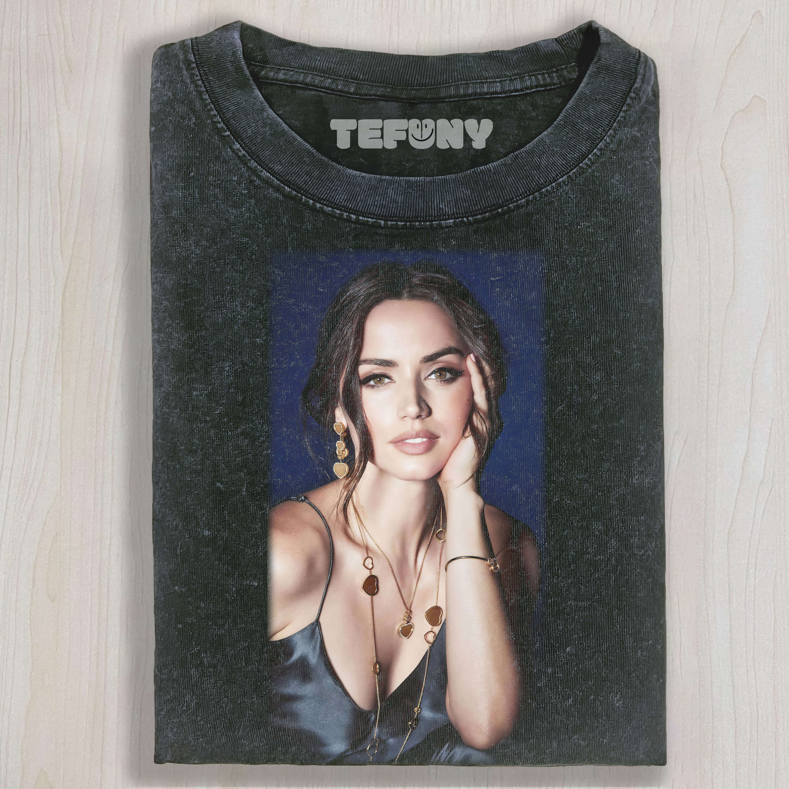 ANA DE ARMAS V1 T-SHIRT