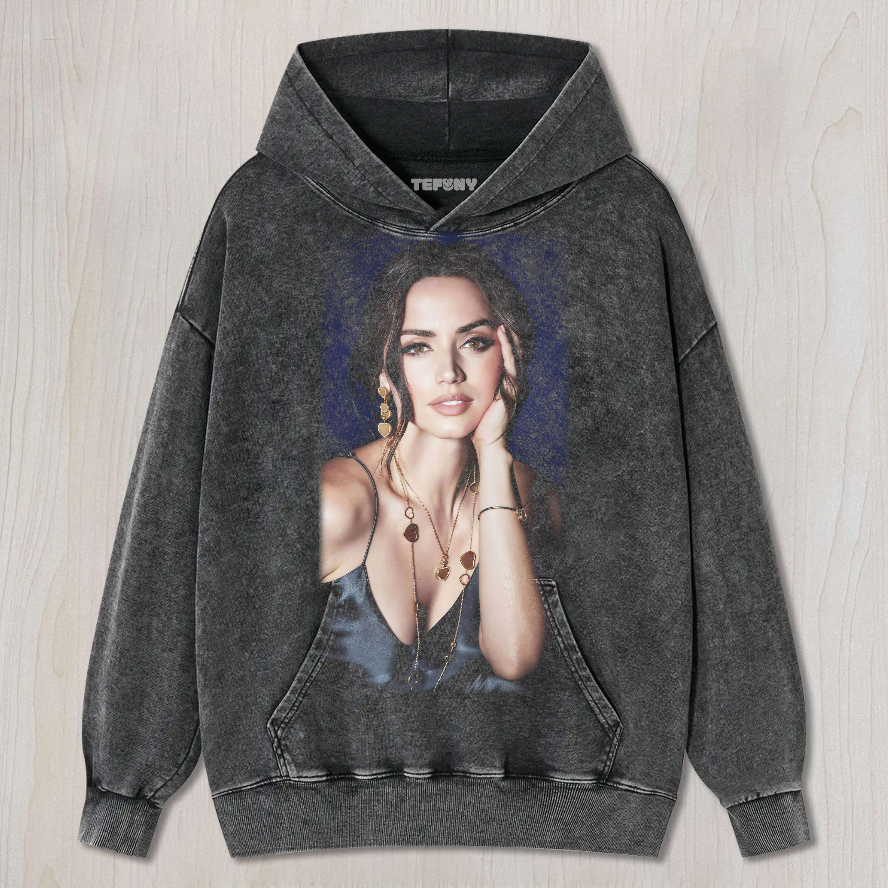 ANA DE ARMAS V1 T-SHIRT