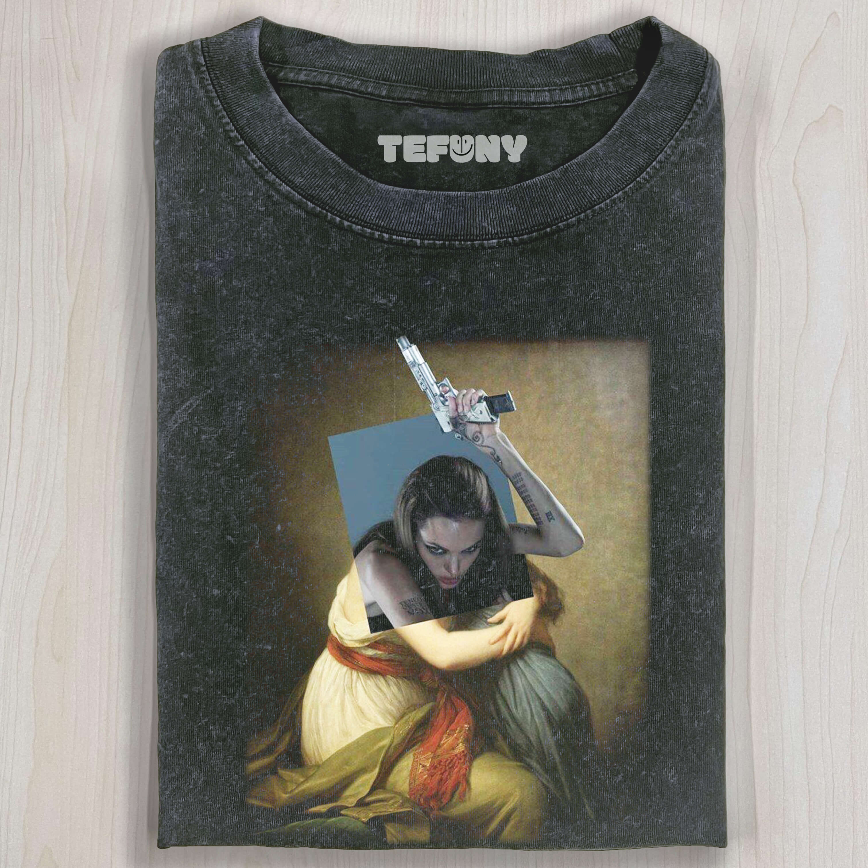 ANGELINA JOLIE PAINTING T-SHIRT