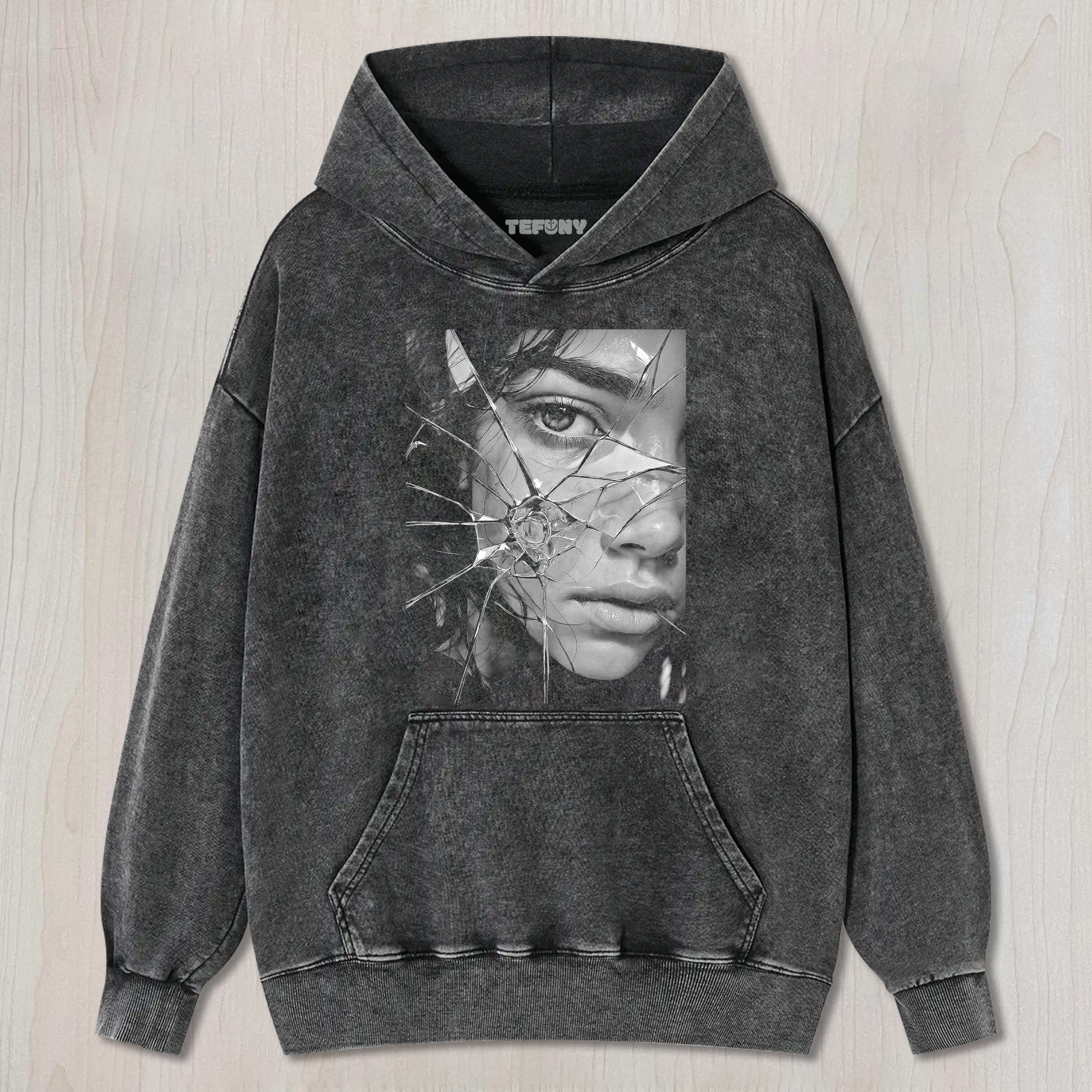 A BEAUTIFUL WOMAN IS REFLECTED IN THE BROKEN MIRROR T-SHIRT & LONG SLEEVES & HOODIES