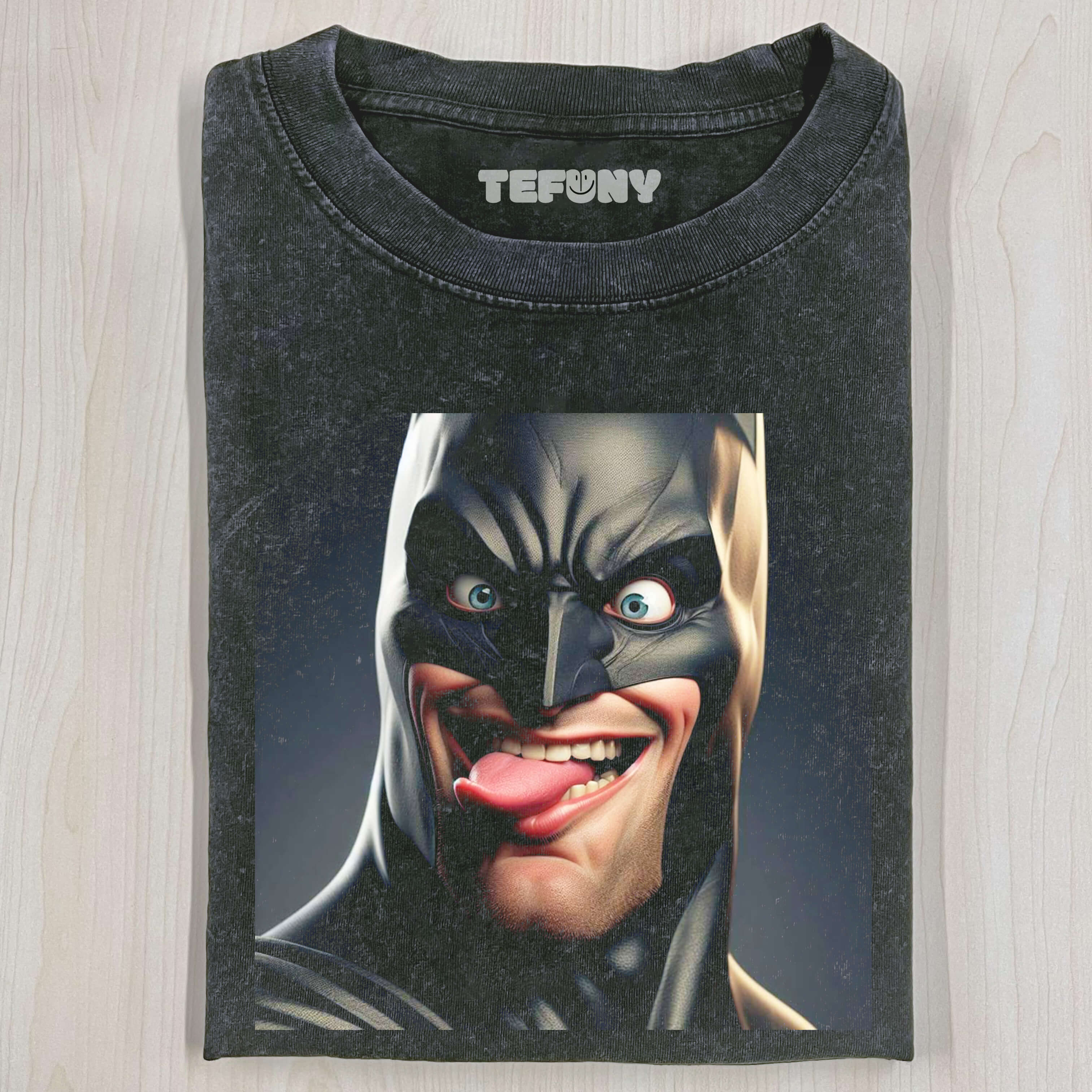 BATMAN WITH A FUNNY EXPRESSION T-SHIRT