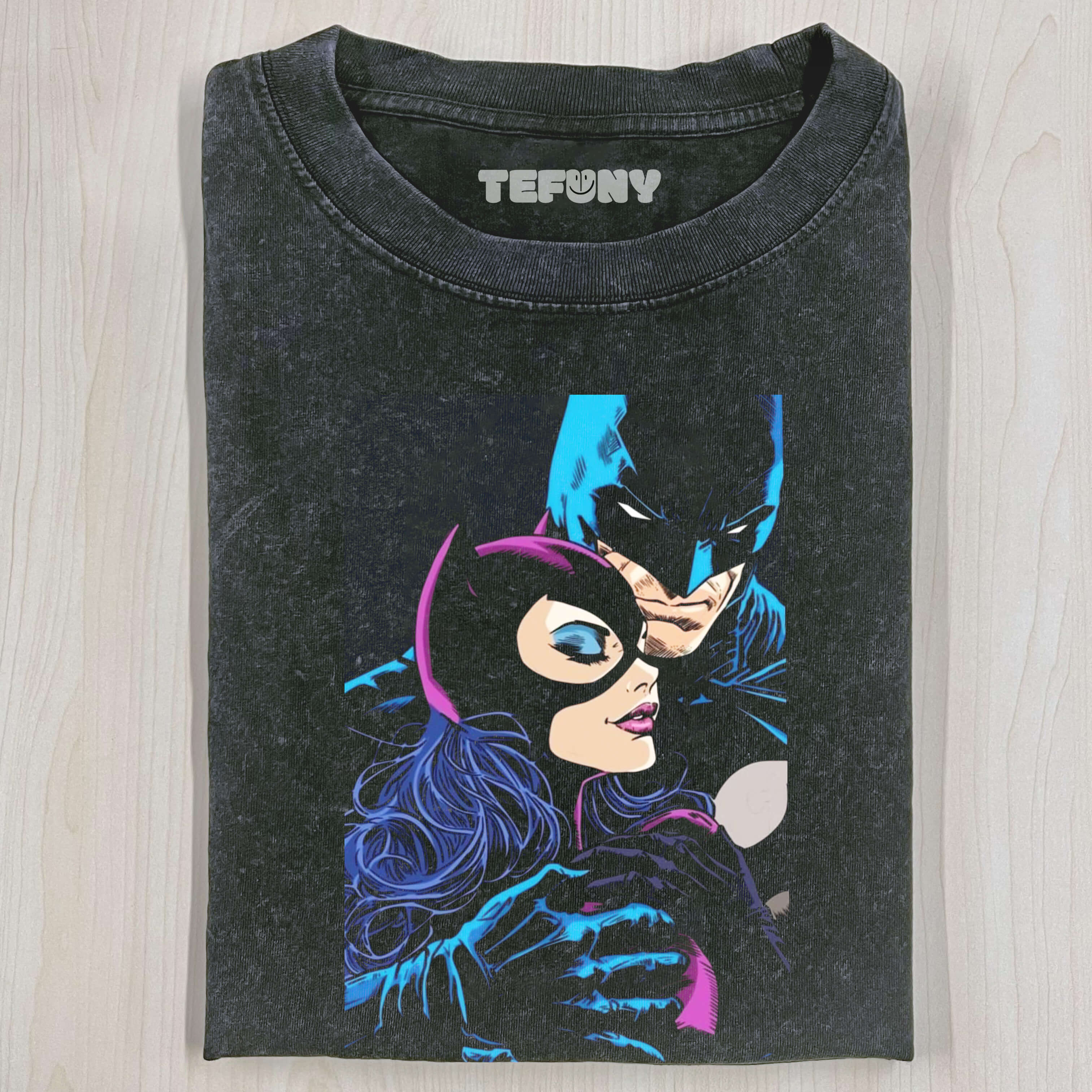BATMAN & CATWOMAN T-SHIRT