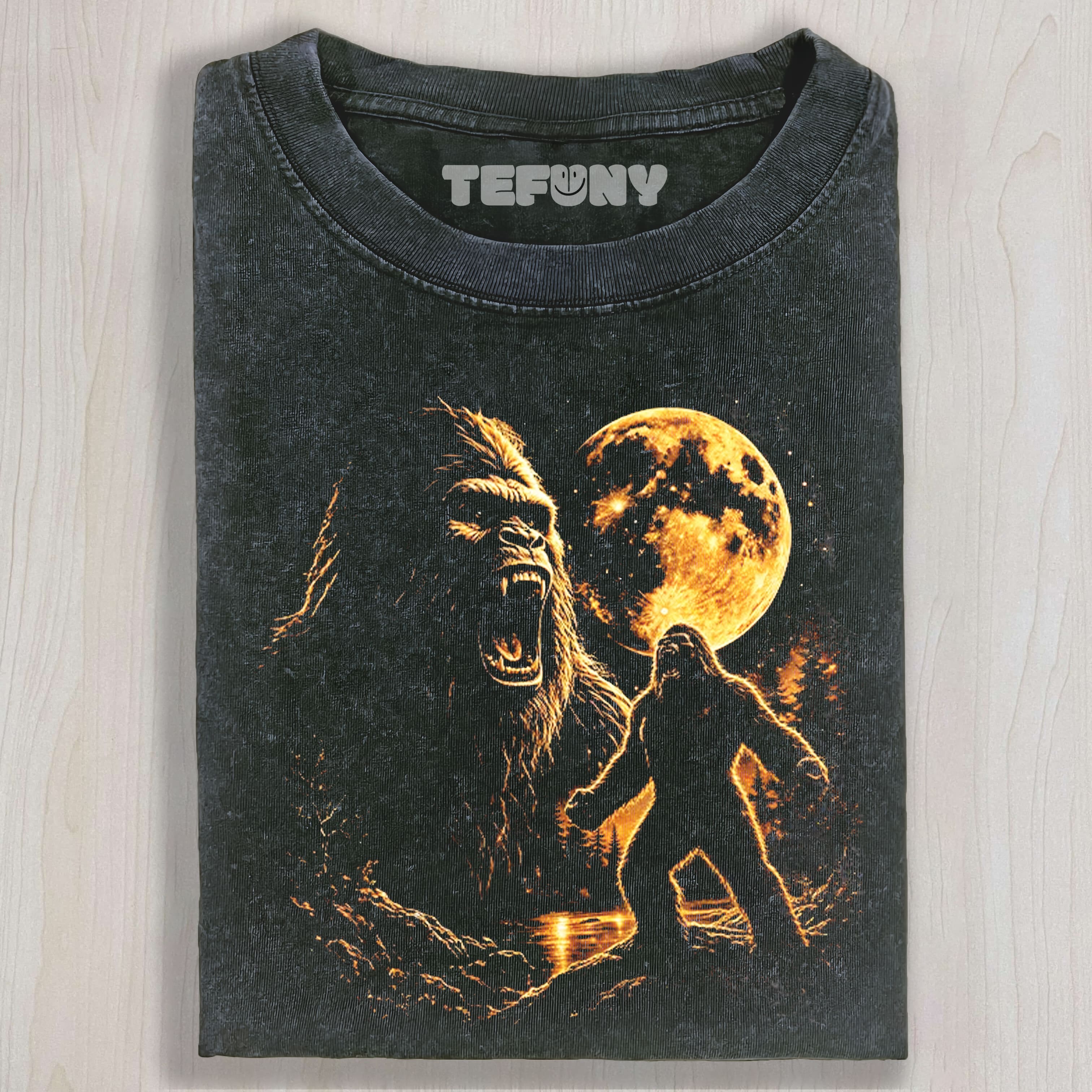 BIGFOOT HOWLING TO THE MOON UNISEX TEE, TANK TOP, LAYERED LS, SWEATSHIRT & HOODIE