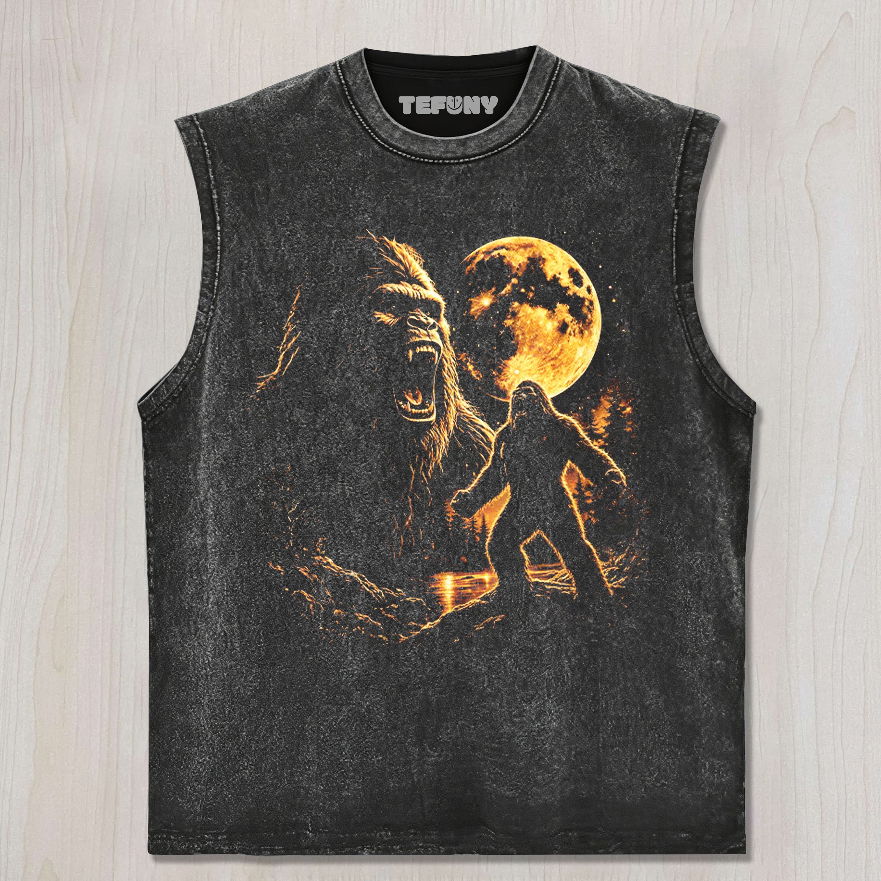 BIGFOOT HOWLING TO THE MOON UNISEX TEE, TANK TOP, LAYERED LS, SWEATSHIRT & HOODIE