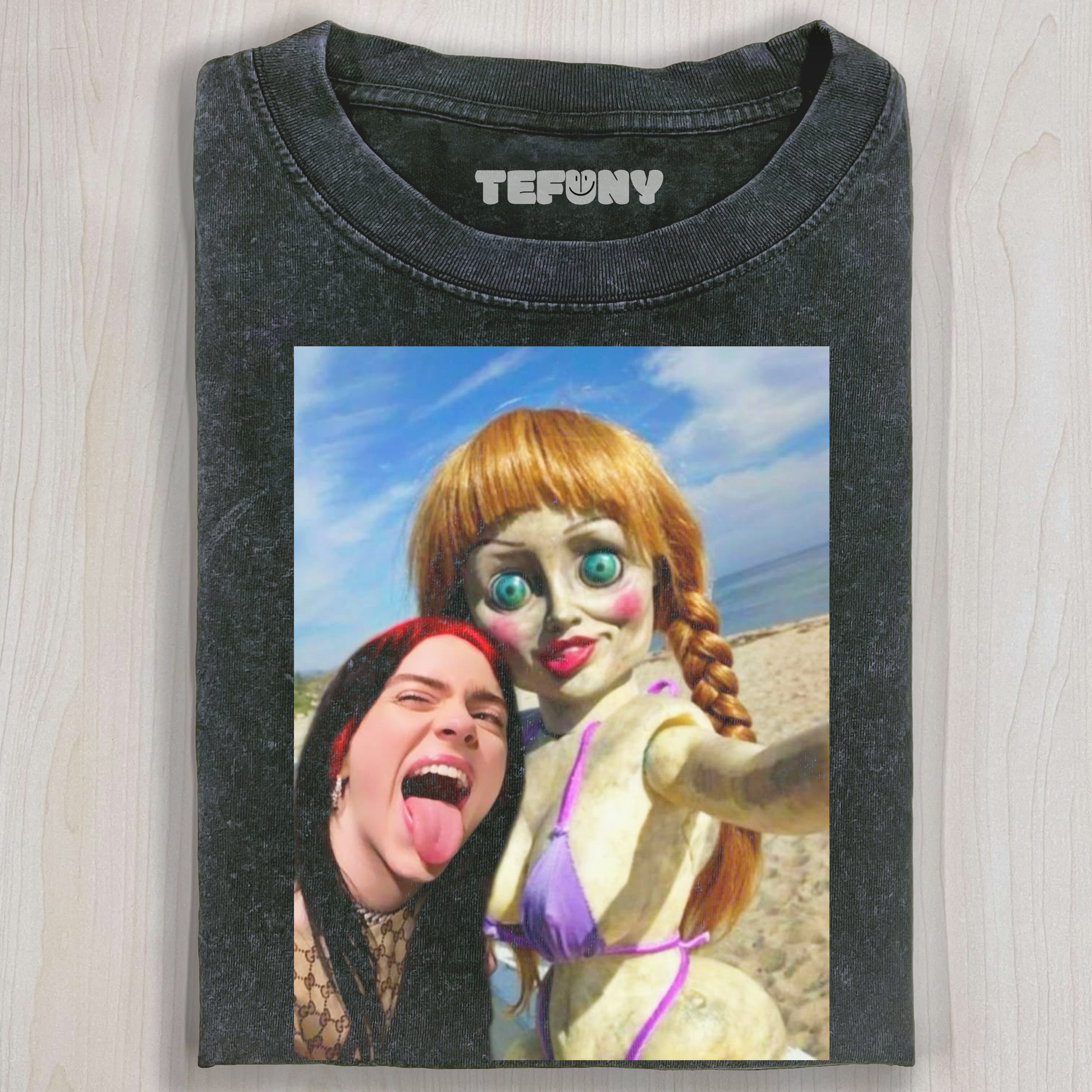 BILLIE EILISH TAKES PHOTOS T-SHIRTS