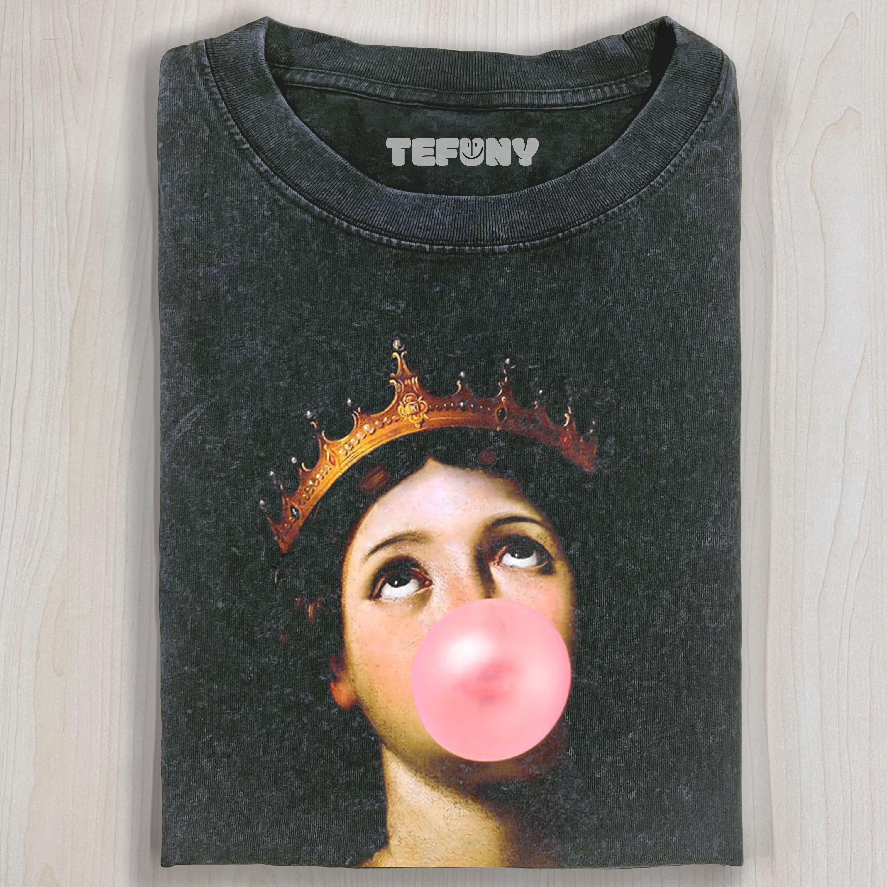 BUBBLEGUM GIRL WITH A CROWN TEE
