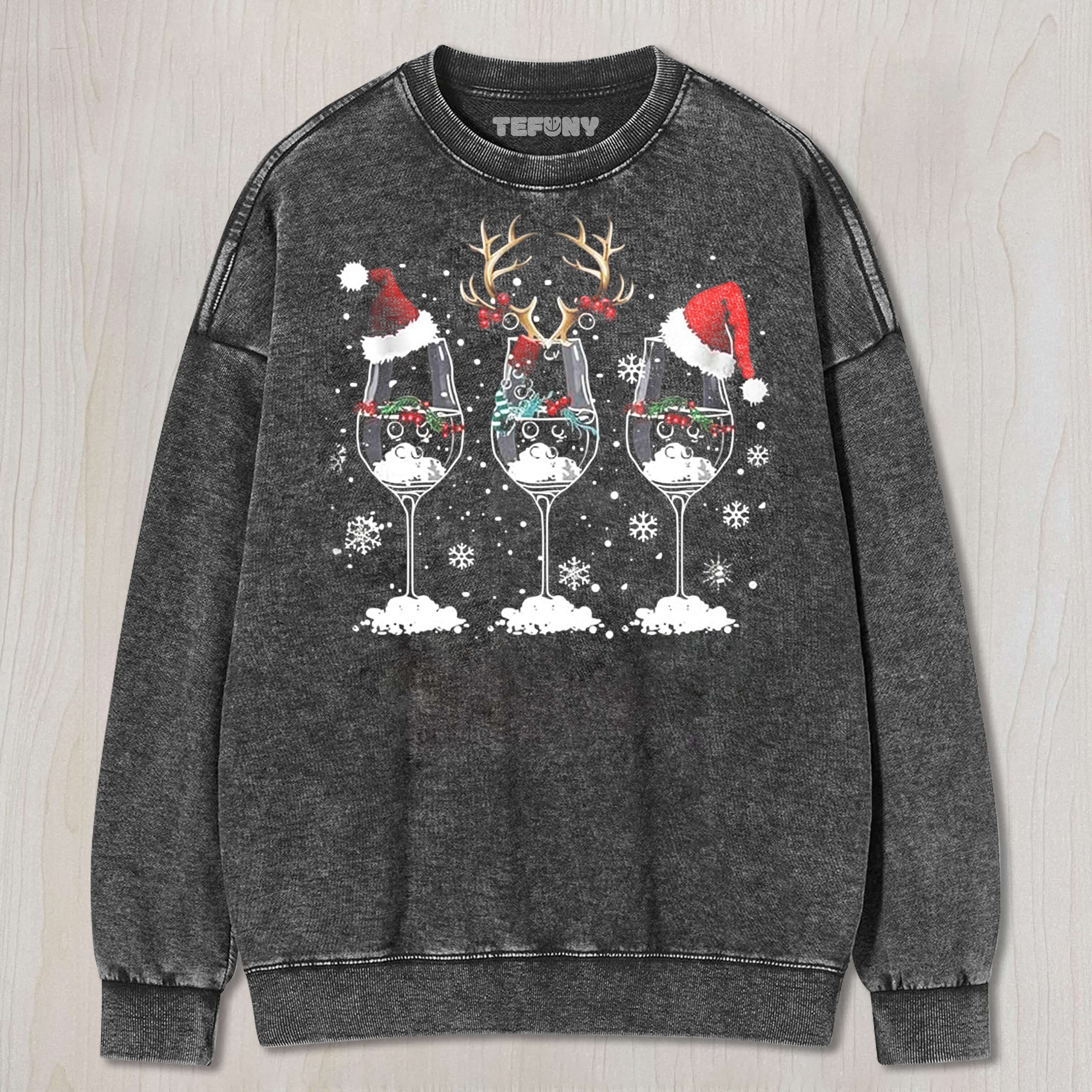 CHRISTMAS REINDEER CUP TEE & SWEAT & HOOD