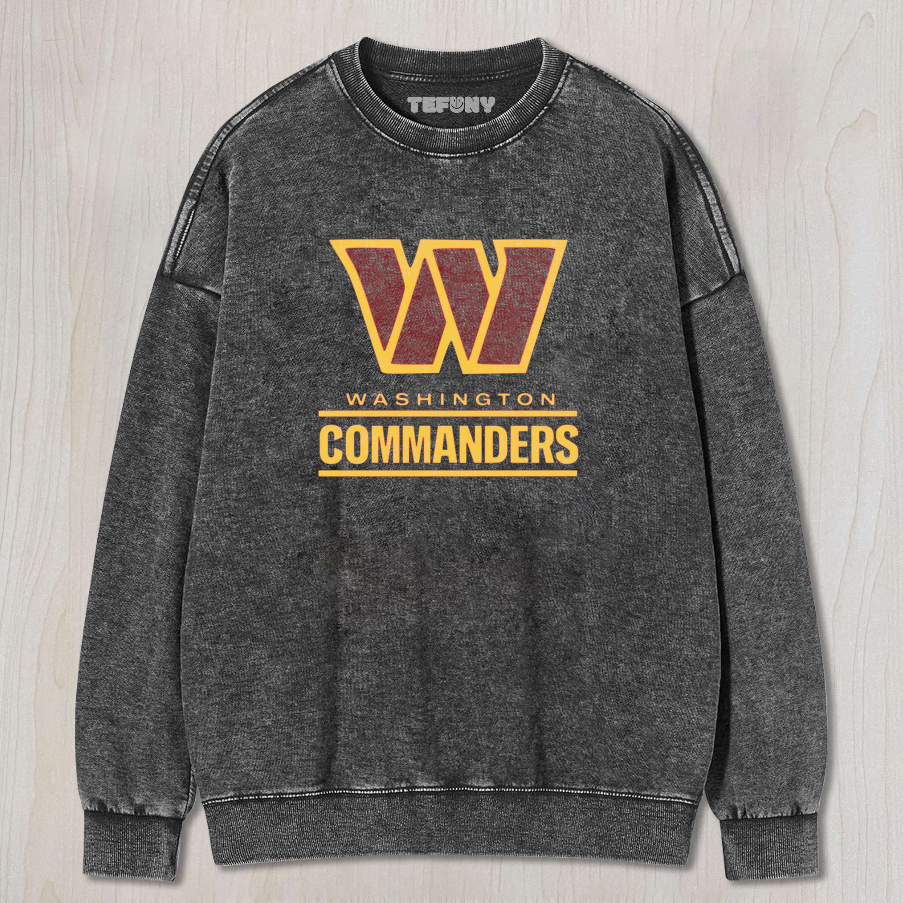 COMMANDERS T-SHIRT