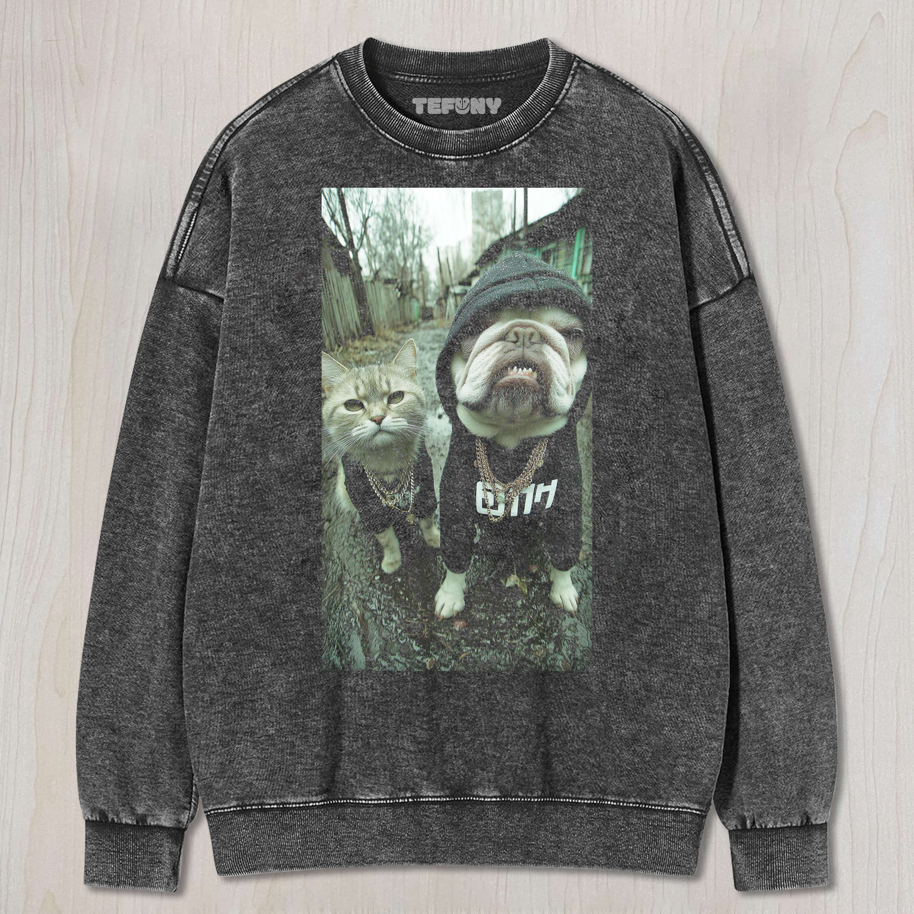 COOL PUG AND CAT T-SHIRT