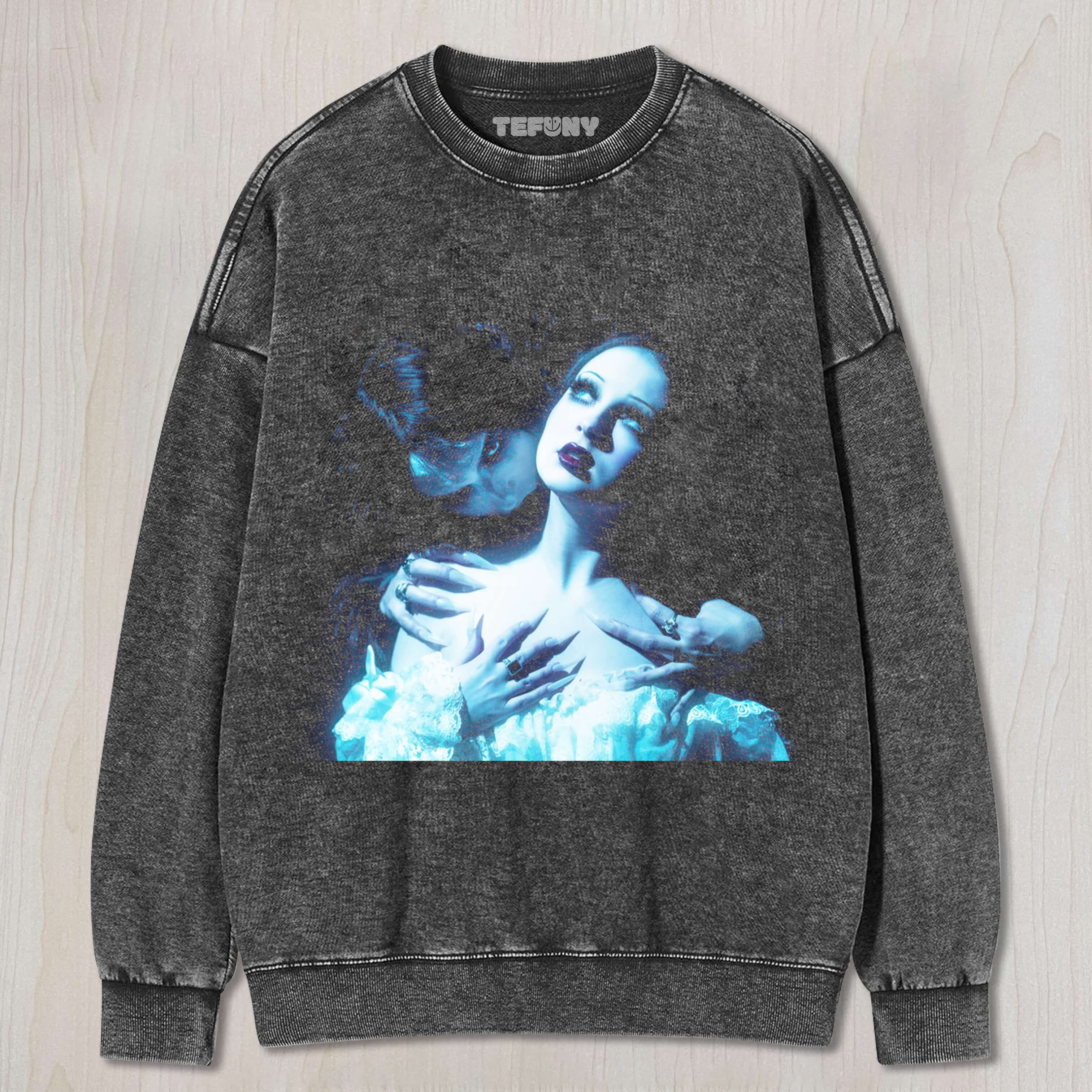 COUNT OROK & ELLEN HUTTER T-SHIRT