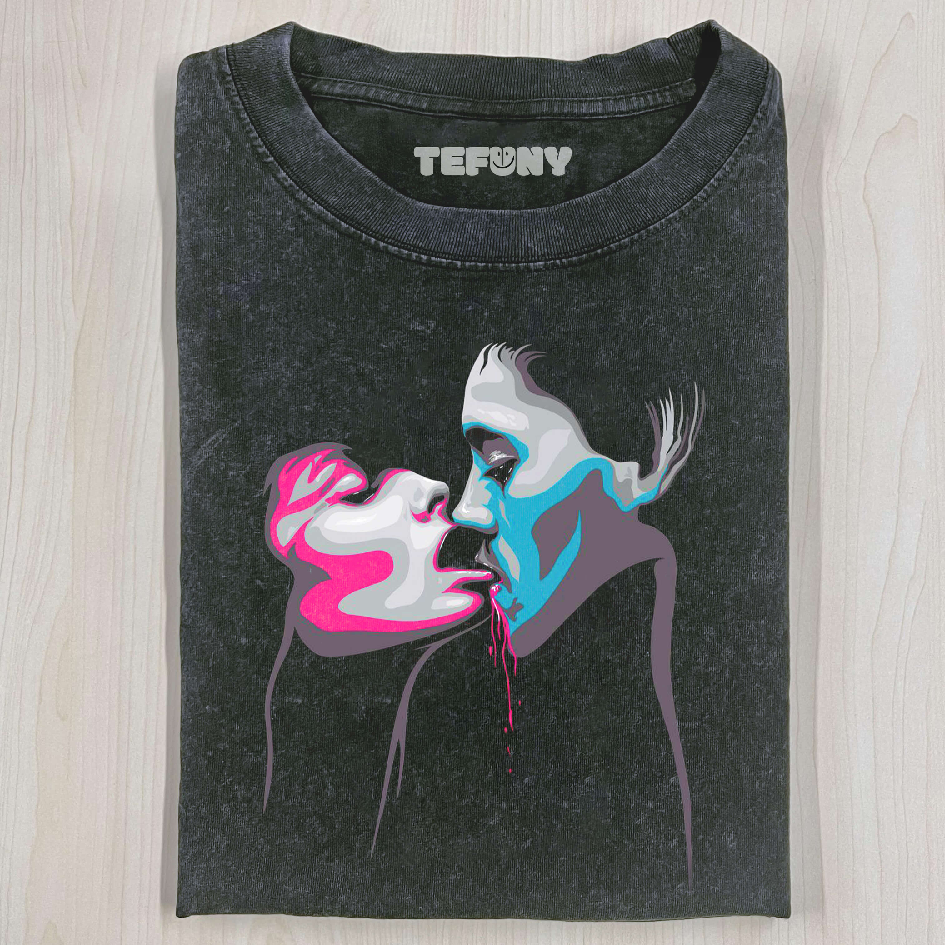 COUPLE COLOR ILLUSTRATION T-SHIRT