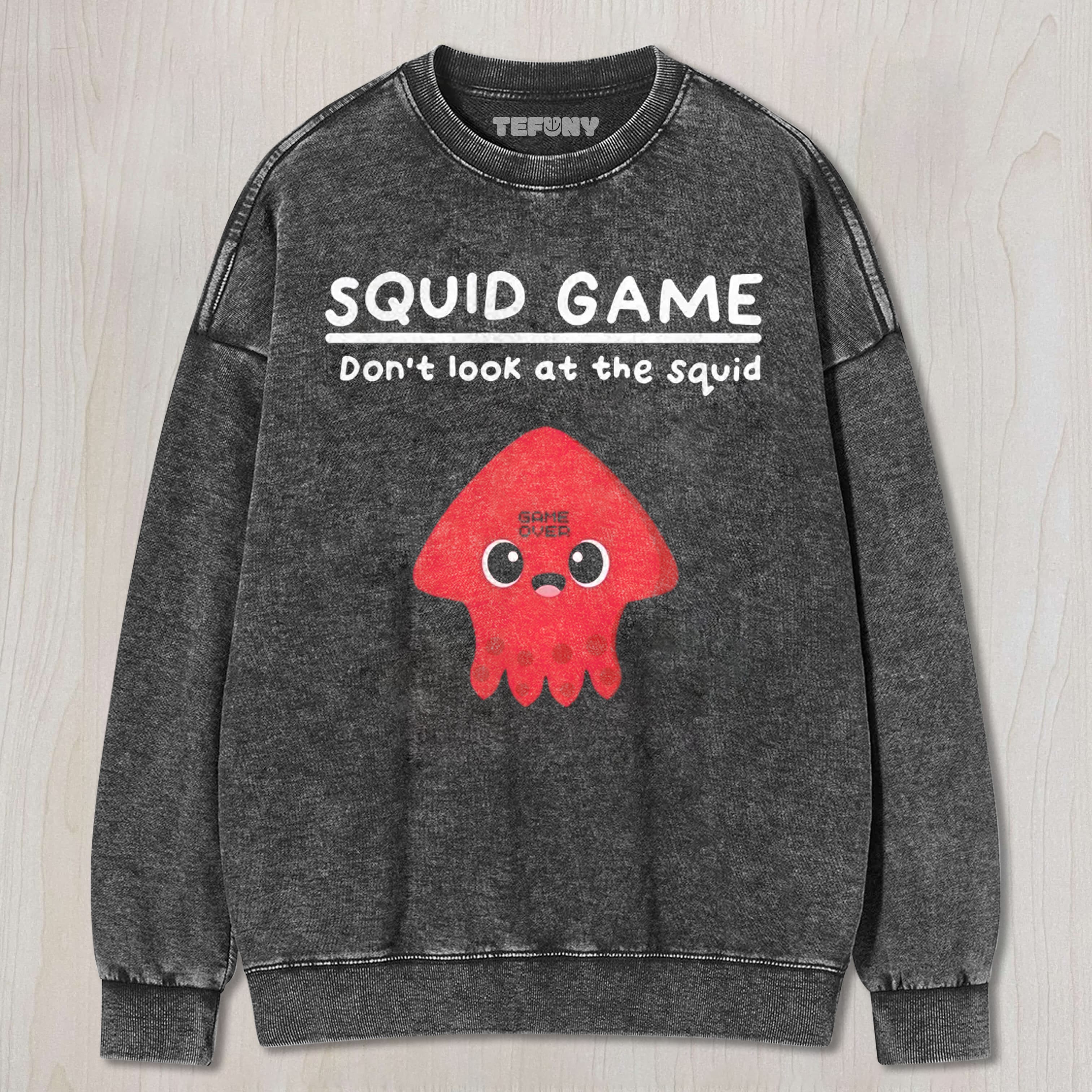 DON'T LOOK AT THE SQUID TEE & SWEAT & HOOD