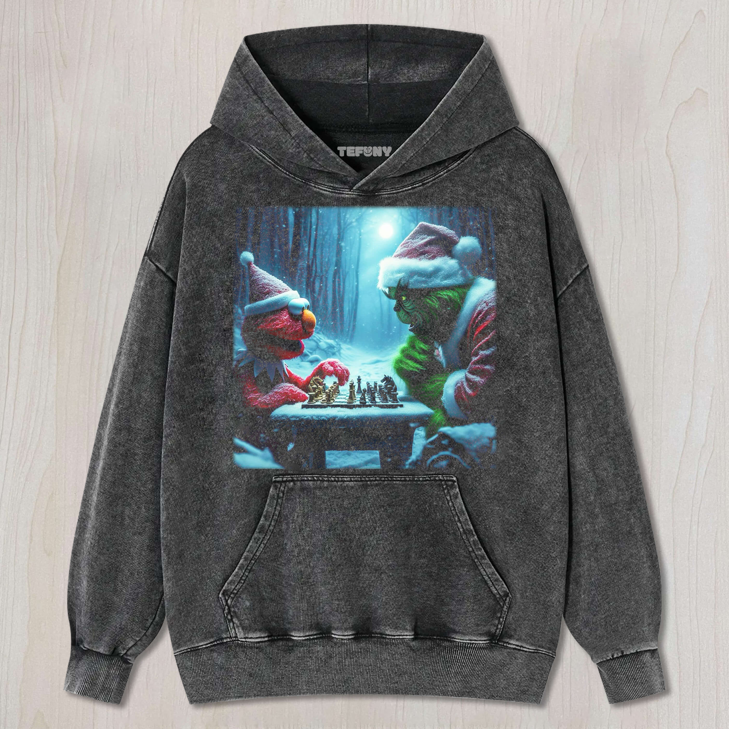 ELMO AND GRINCH PLAY CHESS TEE & SWEAT & HOOD