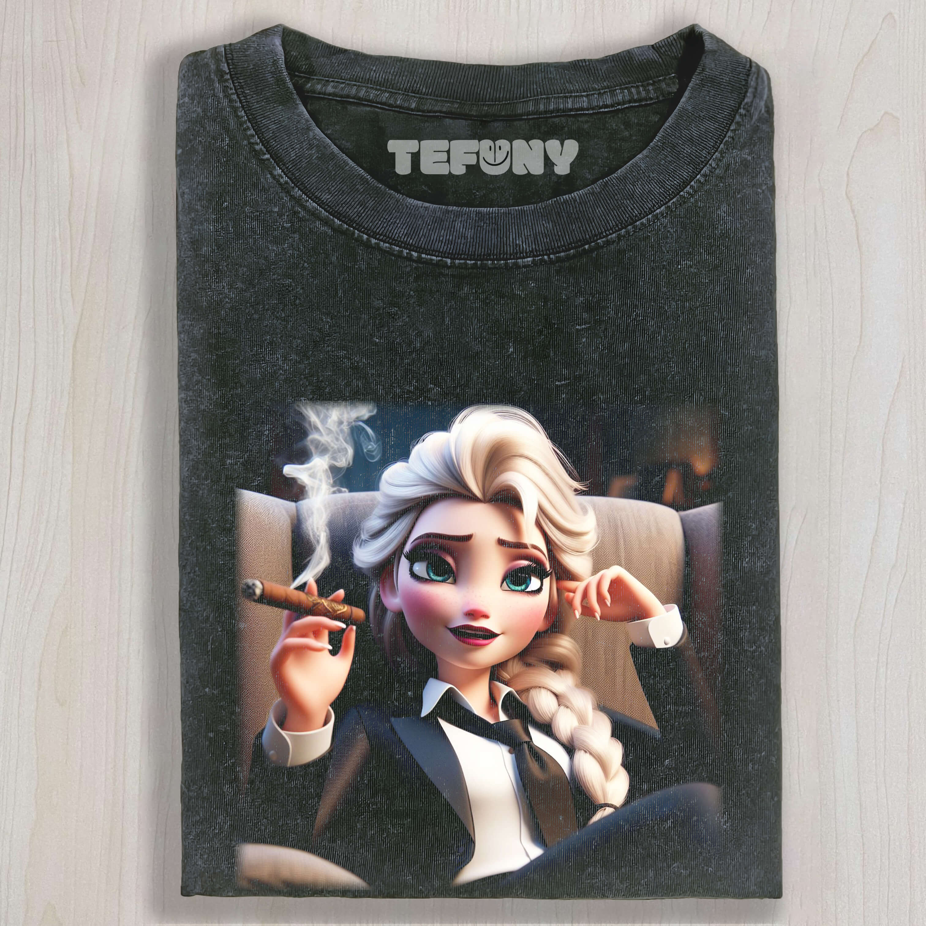 ELSA SMOKES TEE & SWEAT & HOOD