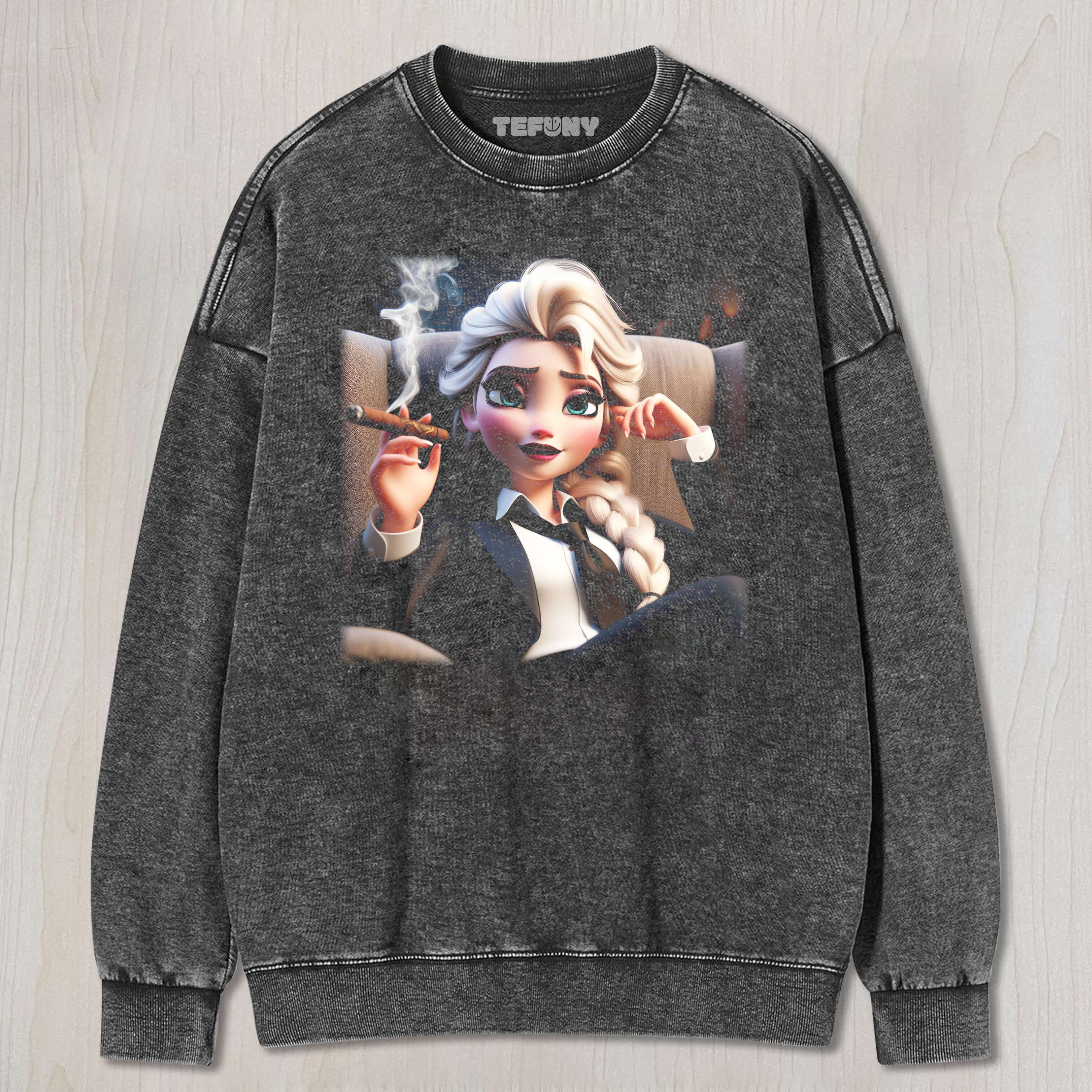 ELSA SMOKES TEE & SWEAT & HOOD