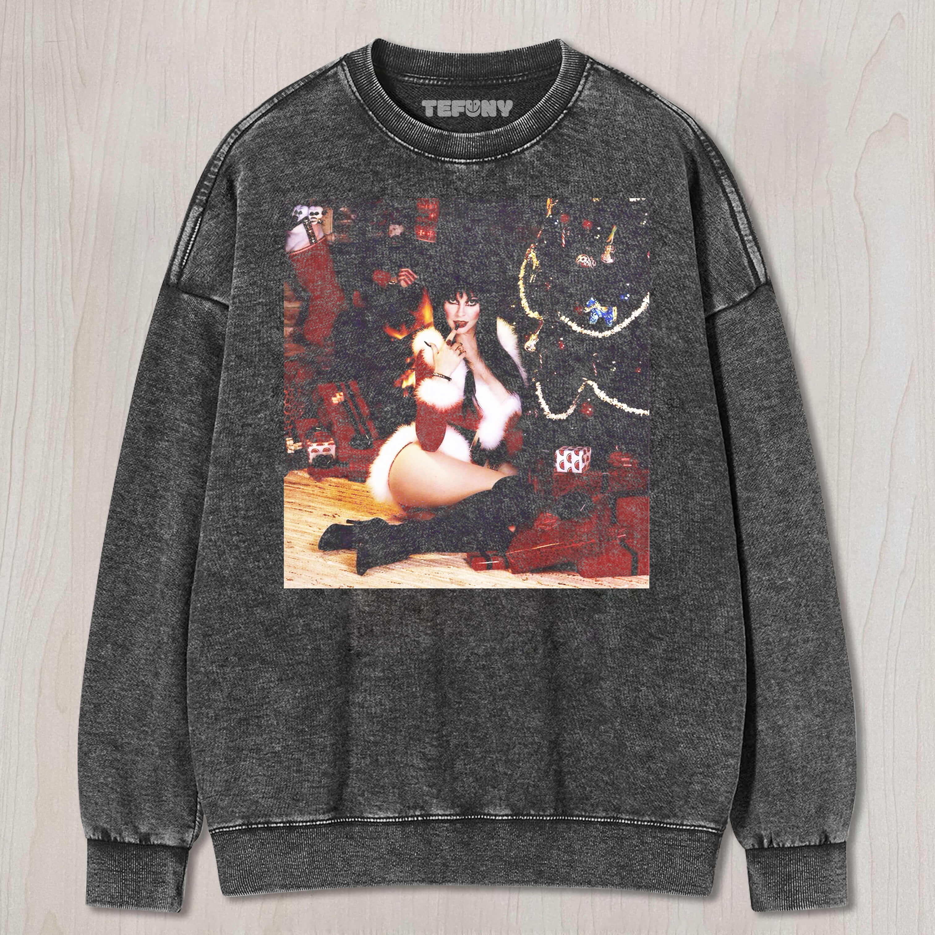 ELVIRA CHRISTMAS TEE & SWEAT & HOOD