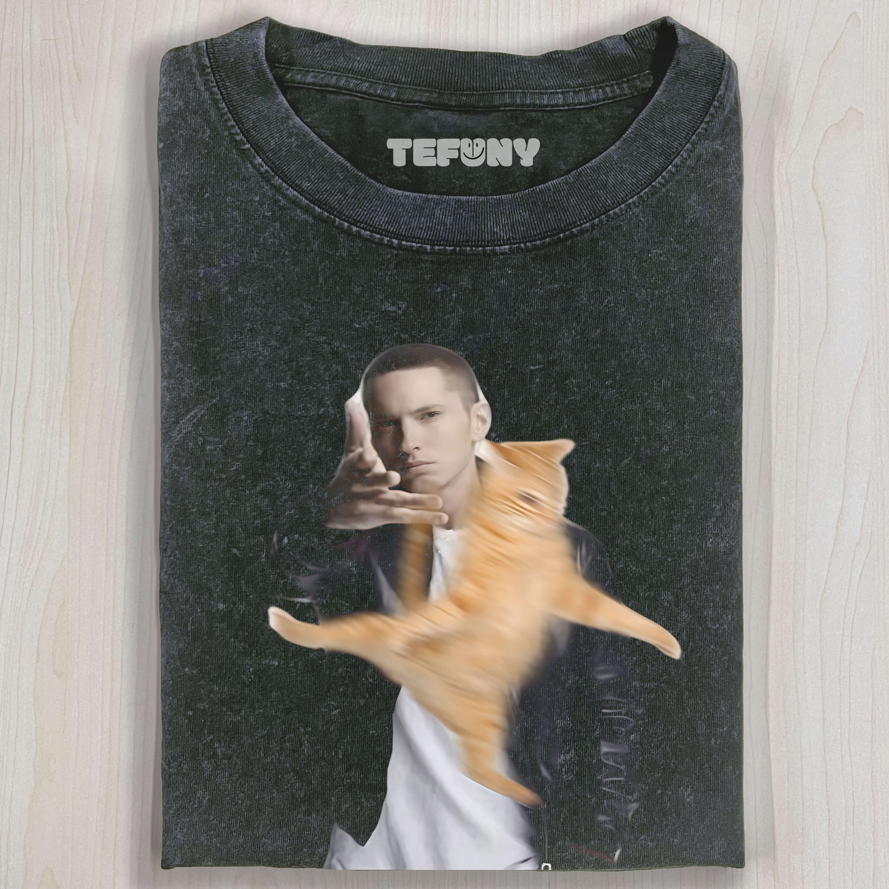 EMINEM THROWS CAT T-SHIRT