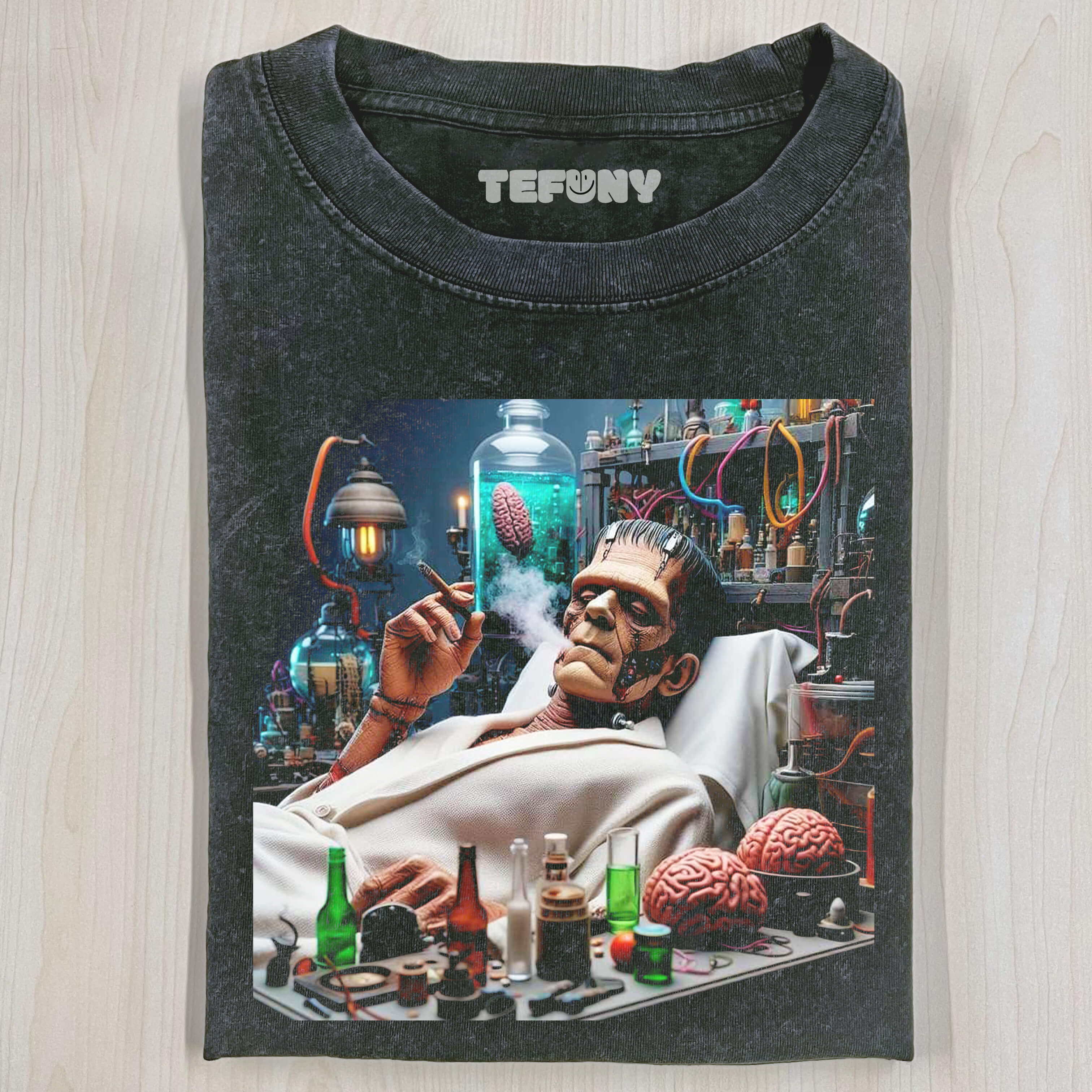 FRANKENSTEIN SMOKING T-SHIRT