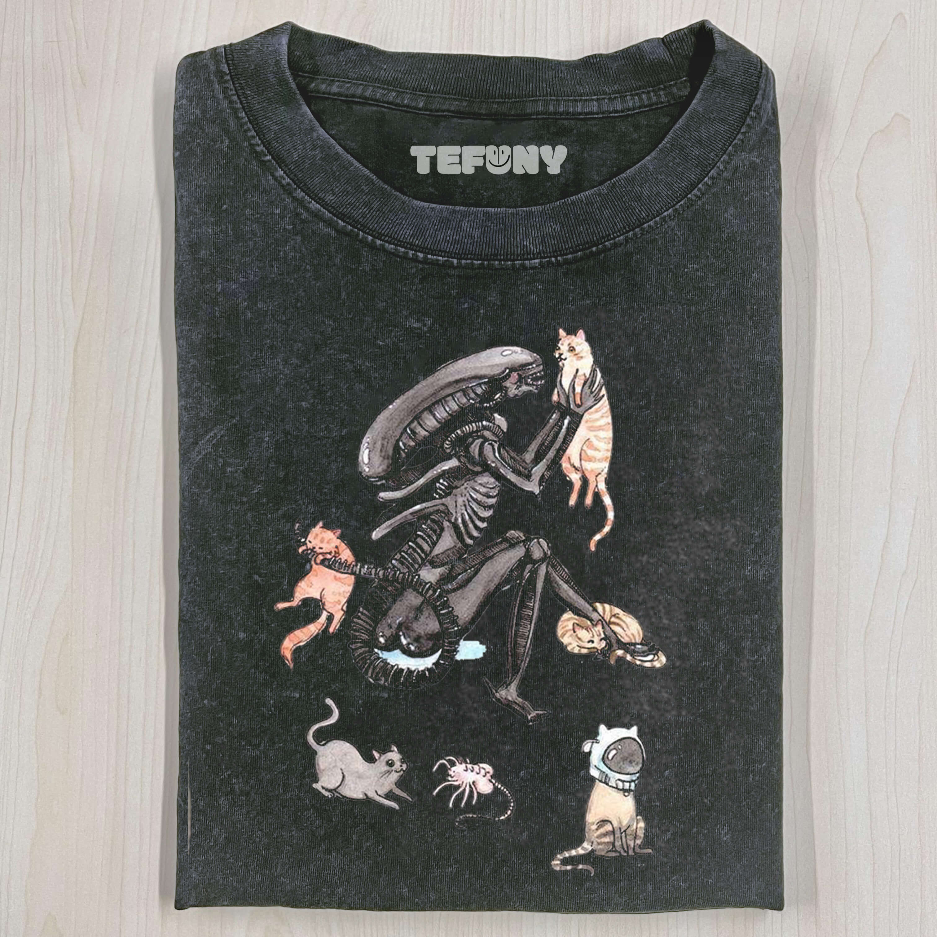 FUNNY ALIEN AND CATS T-SHIRT