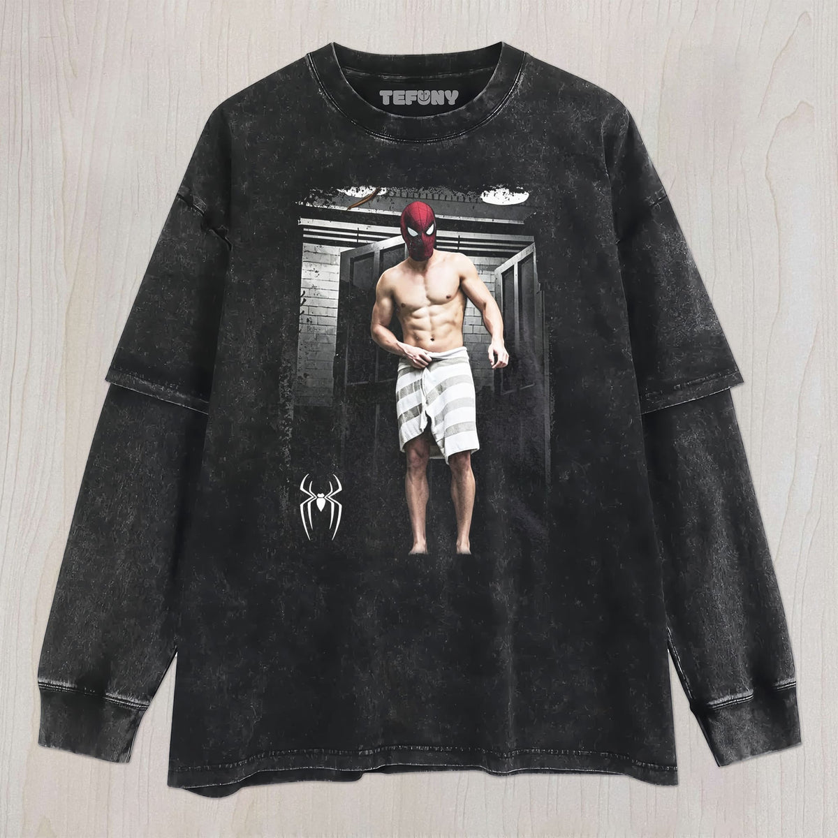 FUNNY SPIDER TOWEL SCENE UNISEX TEE, TANK TOP, LAYERED LS, SWEATSHIRT & HOODIE