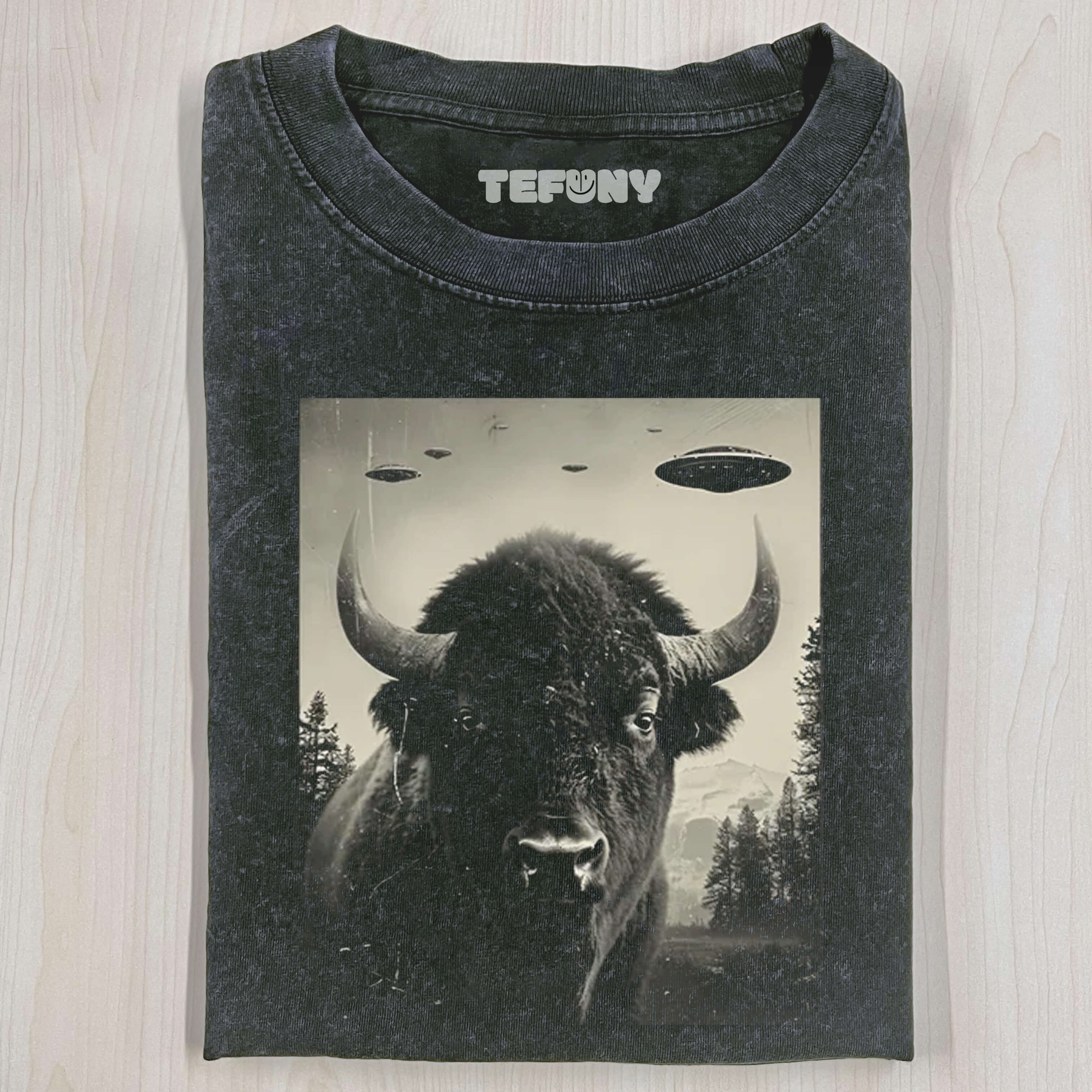 FUNNY ANIMAL SELFIE WITH UFO ART ACID WASH EE V6