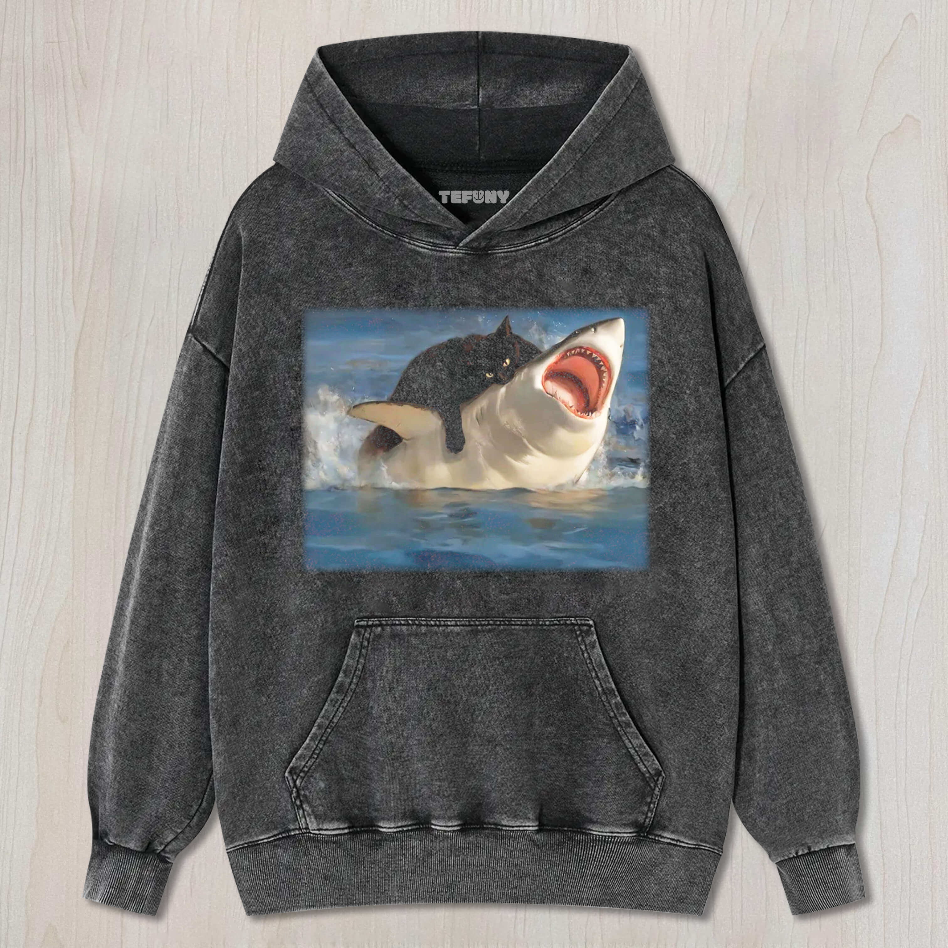 FUNNY CAT BITES SHARK TEE & SWEAT & HOOD