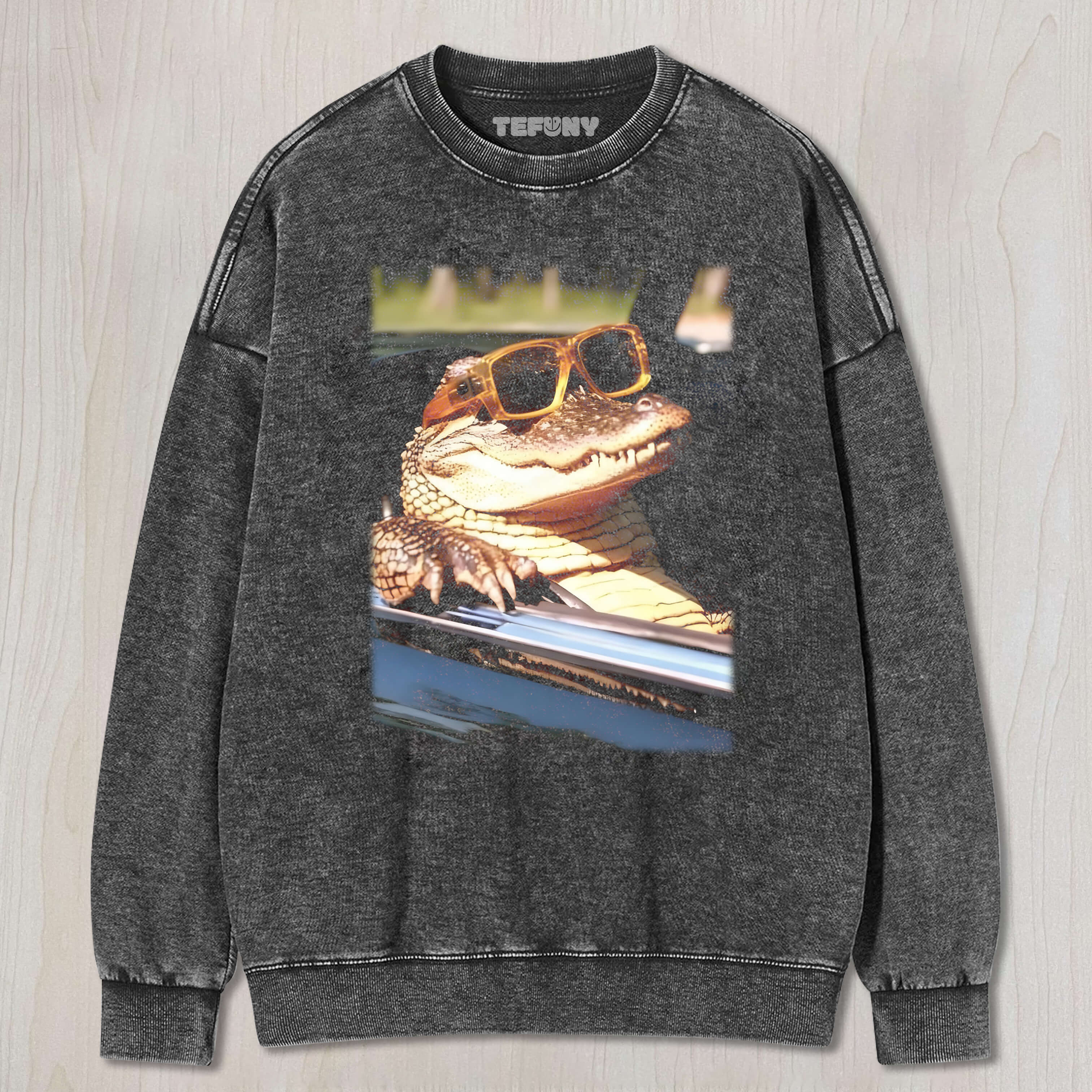 FUNNY CROCODILE T-SHIRT