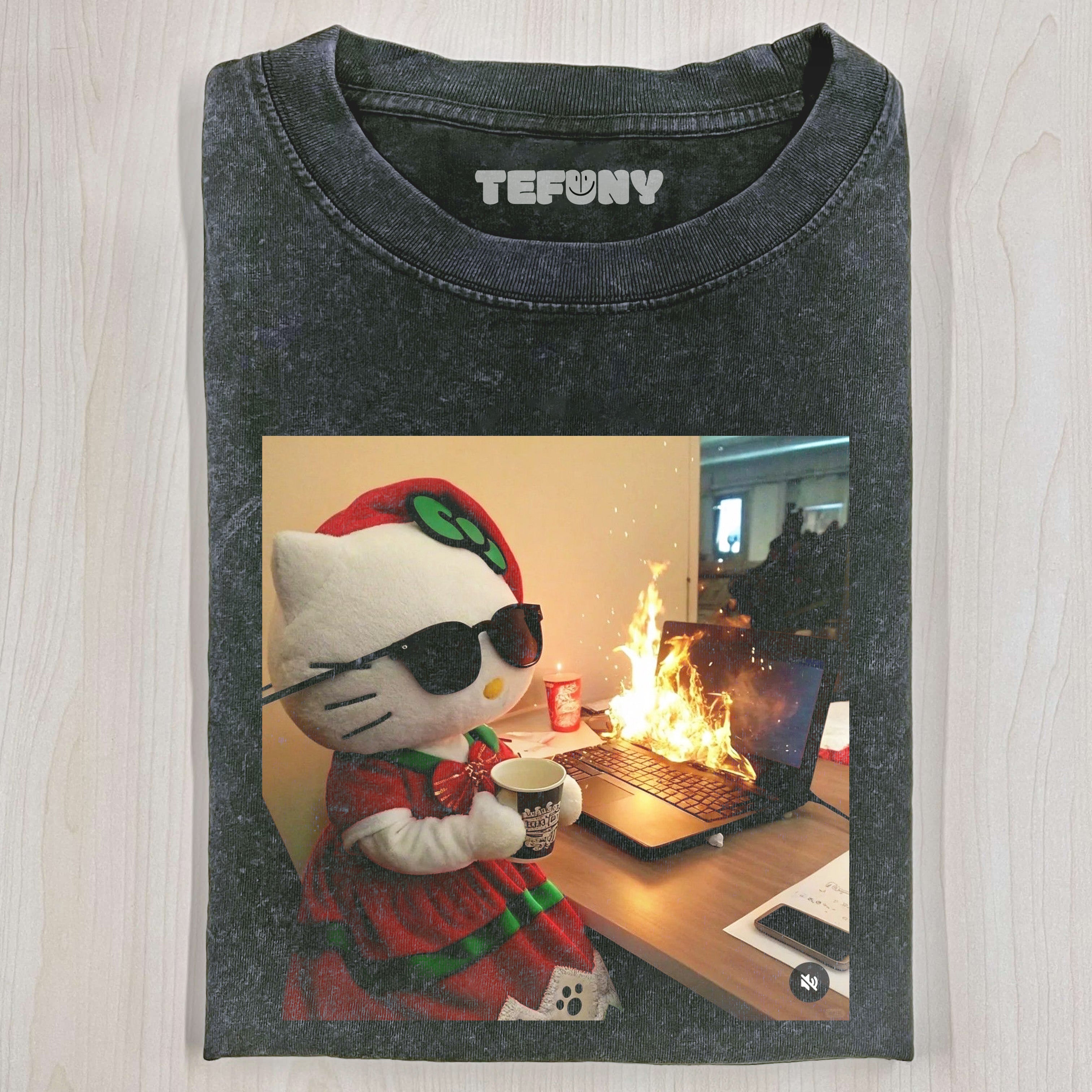 FUNNY HELLO KITTY T-SHIRT