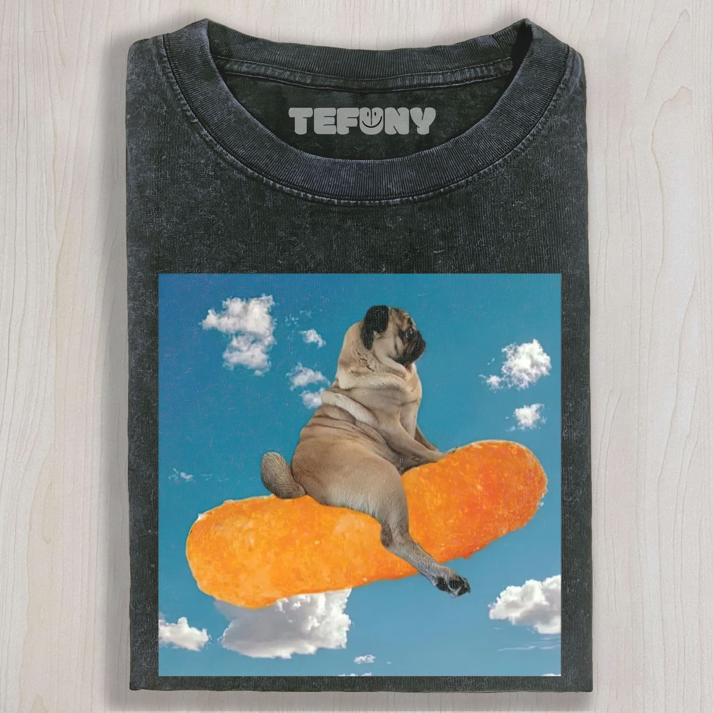 FUNNY PUG FLOATING SNACK WASHED TEE & SWEAT & HOOD